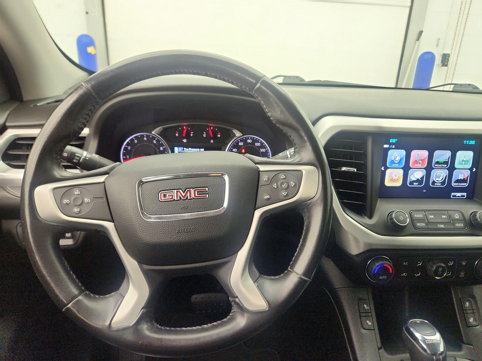 Thumbnail: 2019 GMC Acadia - 10
