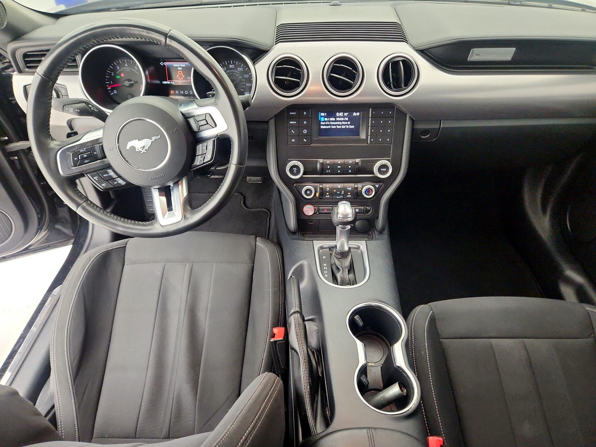 Thumbnail: 2022 Ford Mustang - 9