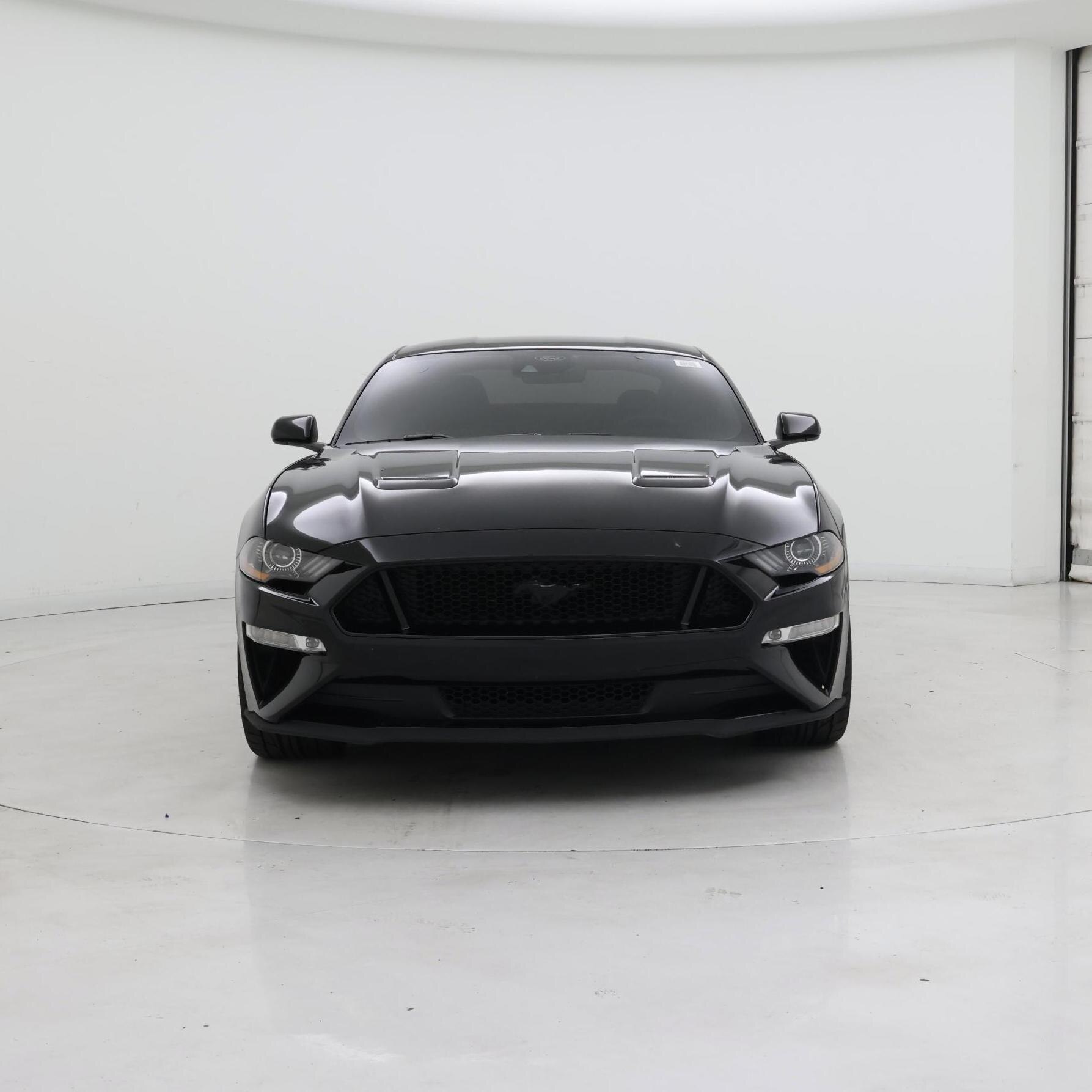 Thumbnail: 2022 Ford Mustang - 5