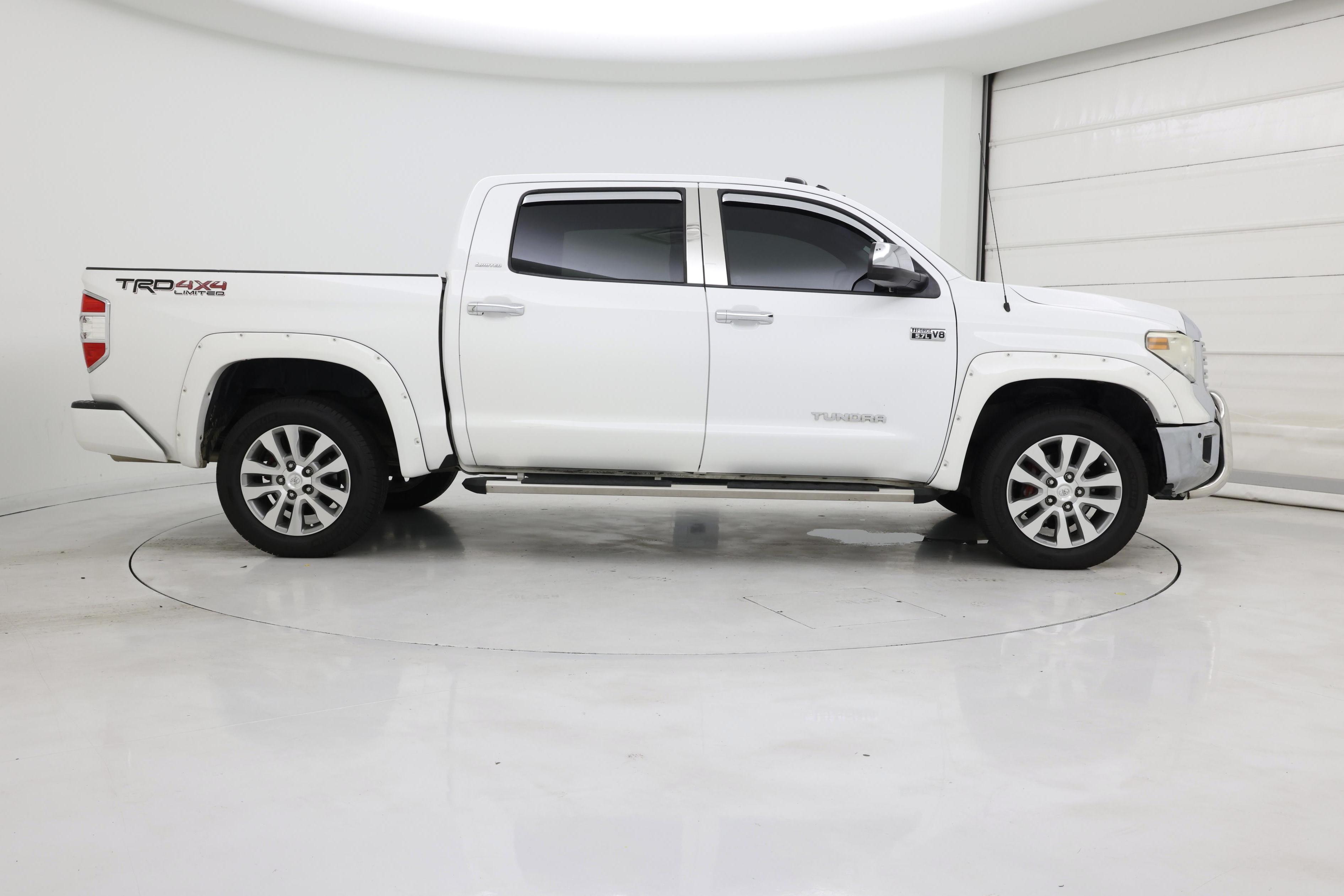 Thumbnail: 2015 Toyota Tundra - 7