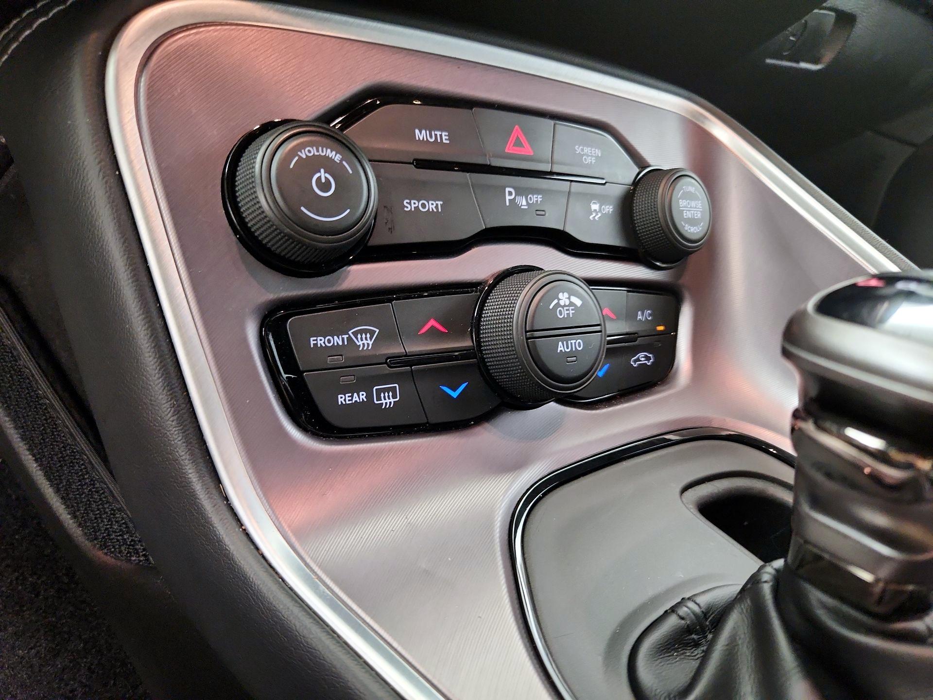 Thumbnail: 2021 Dodge Challenger - 16
