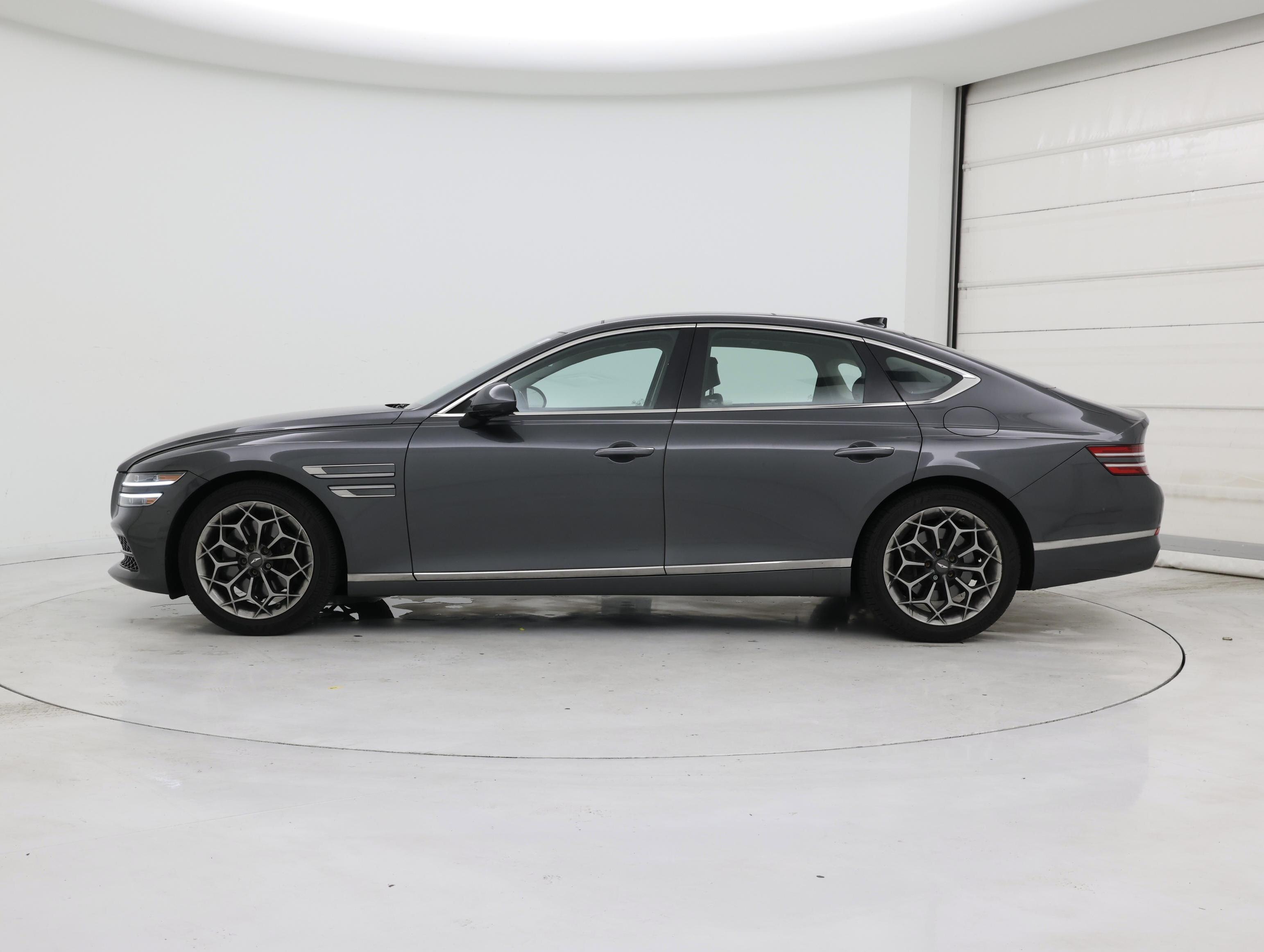 Thumbnail: 2021 Genesis G80 - 3