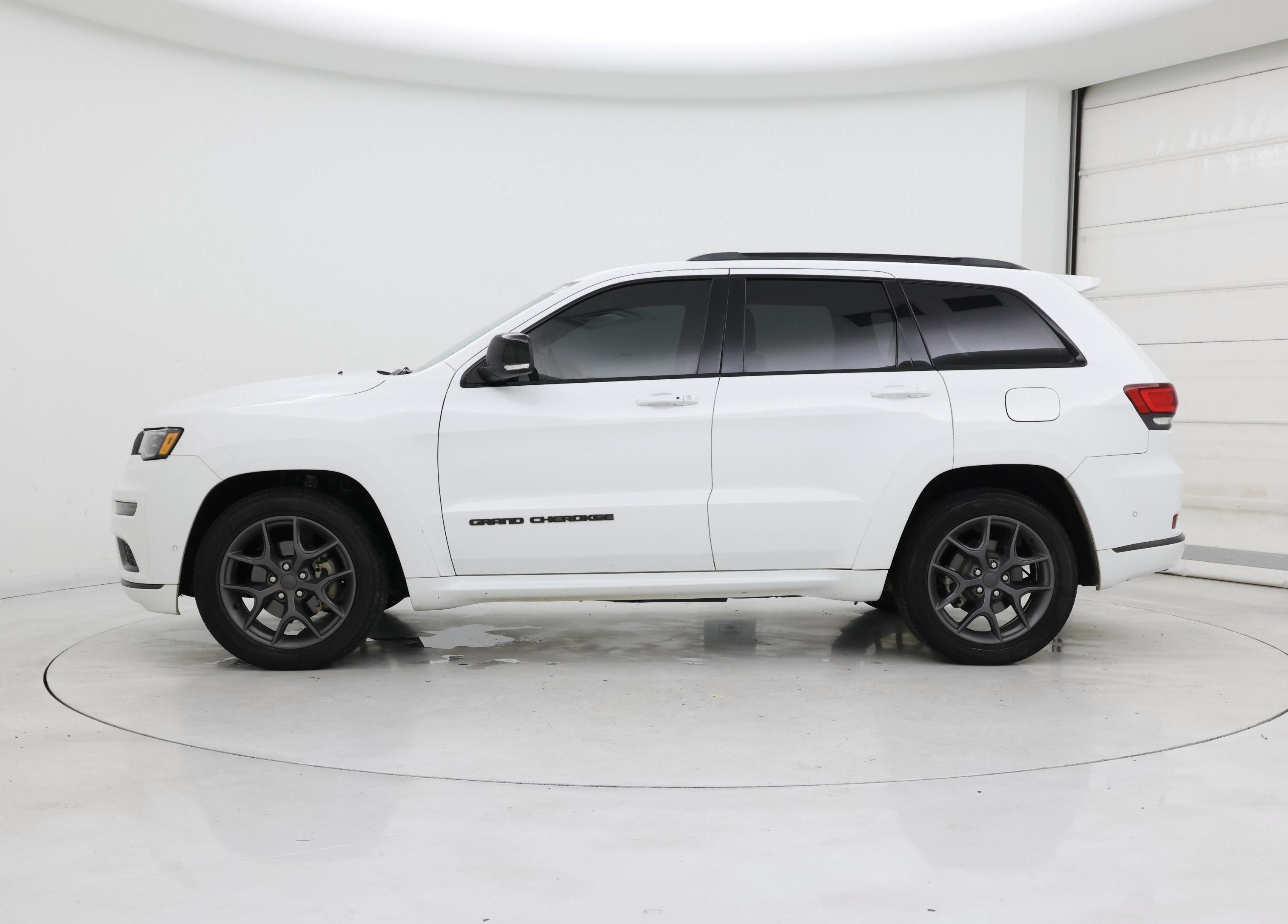 Thumbnail: 2020 Jeep Grand Cherokee - 3