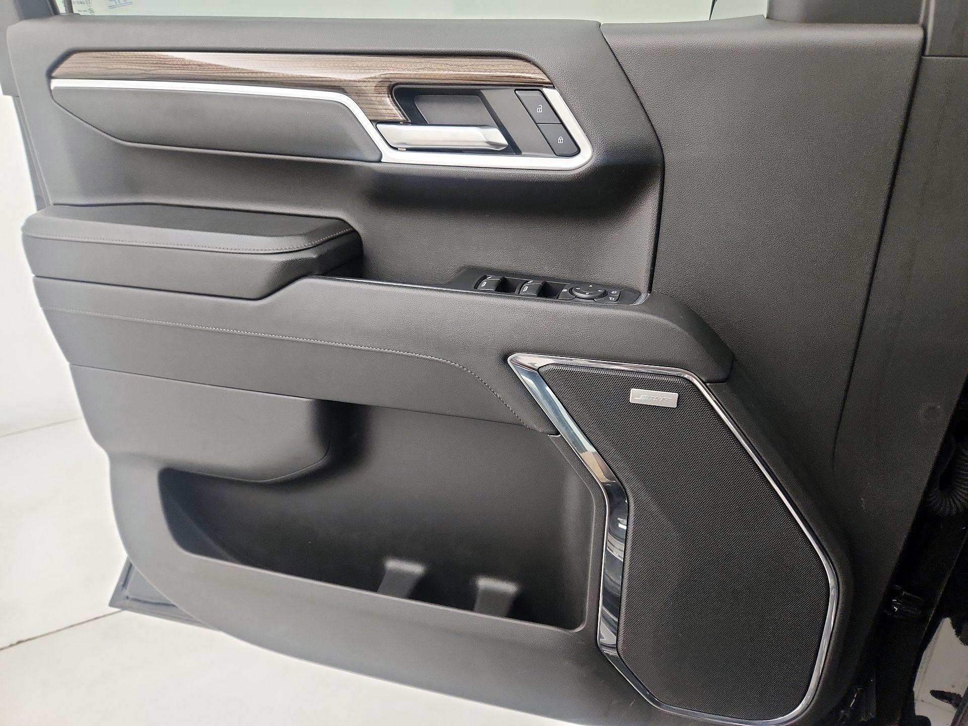 Thumbnail: 2024 Chevrolet Silverado 1500 - 12