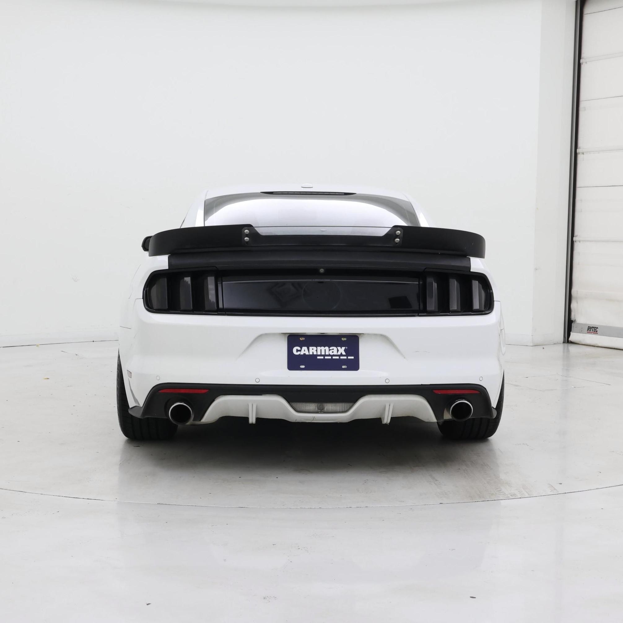 Thumbnail: 2016 Ford Mustang - 6