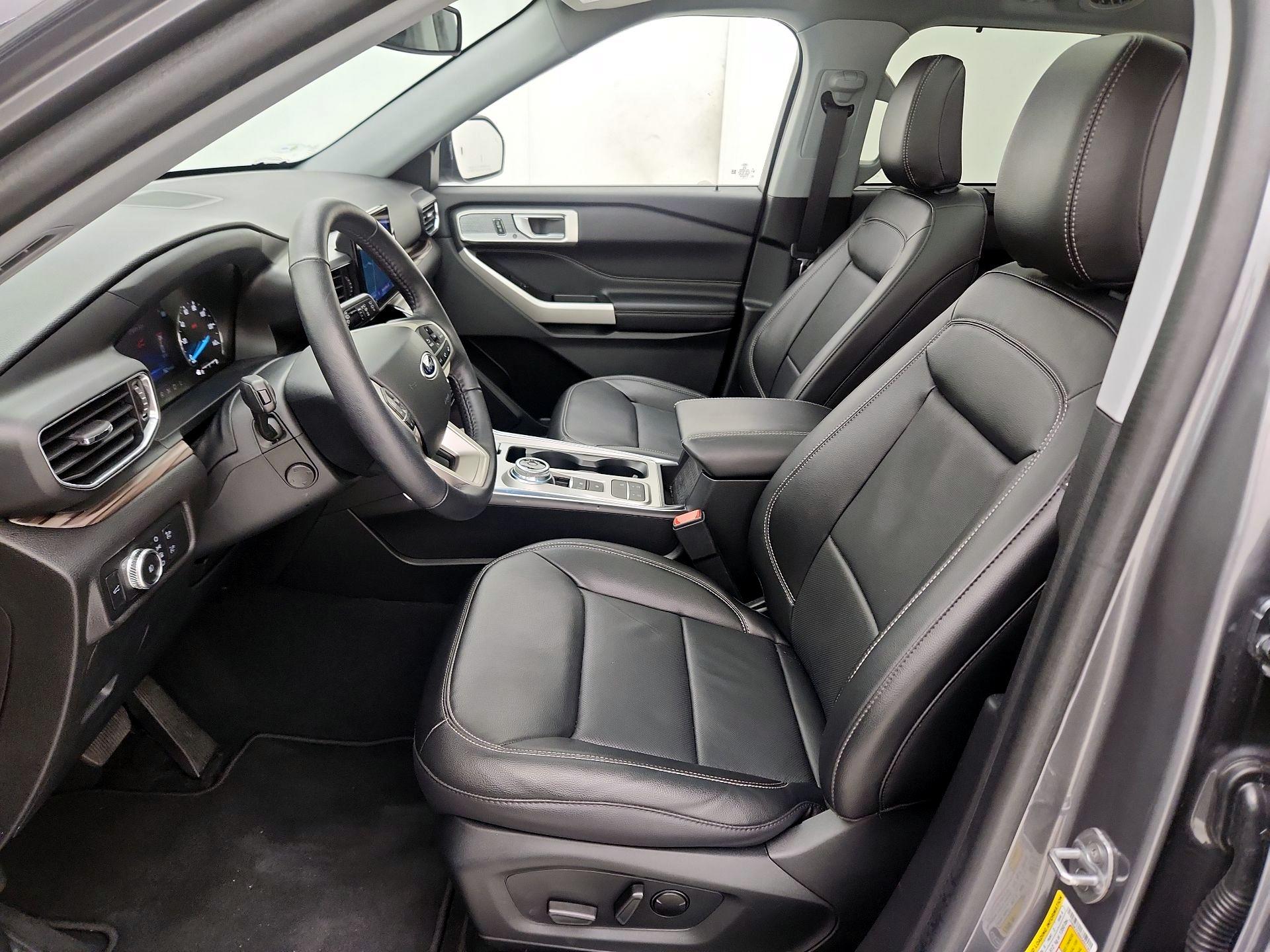 Thumbnail: 2022 Ford Explorer - 11