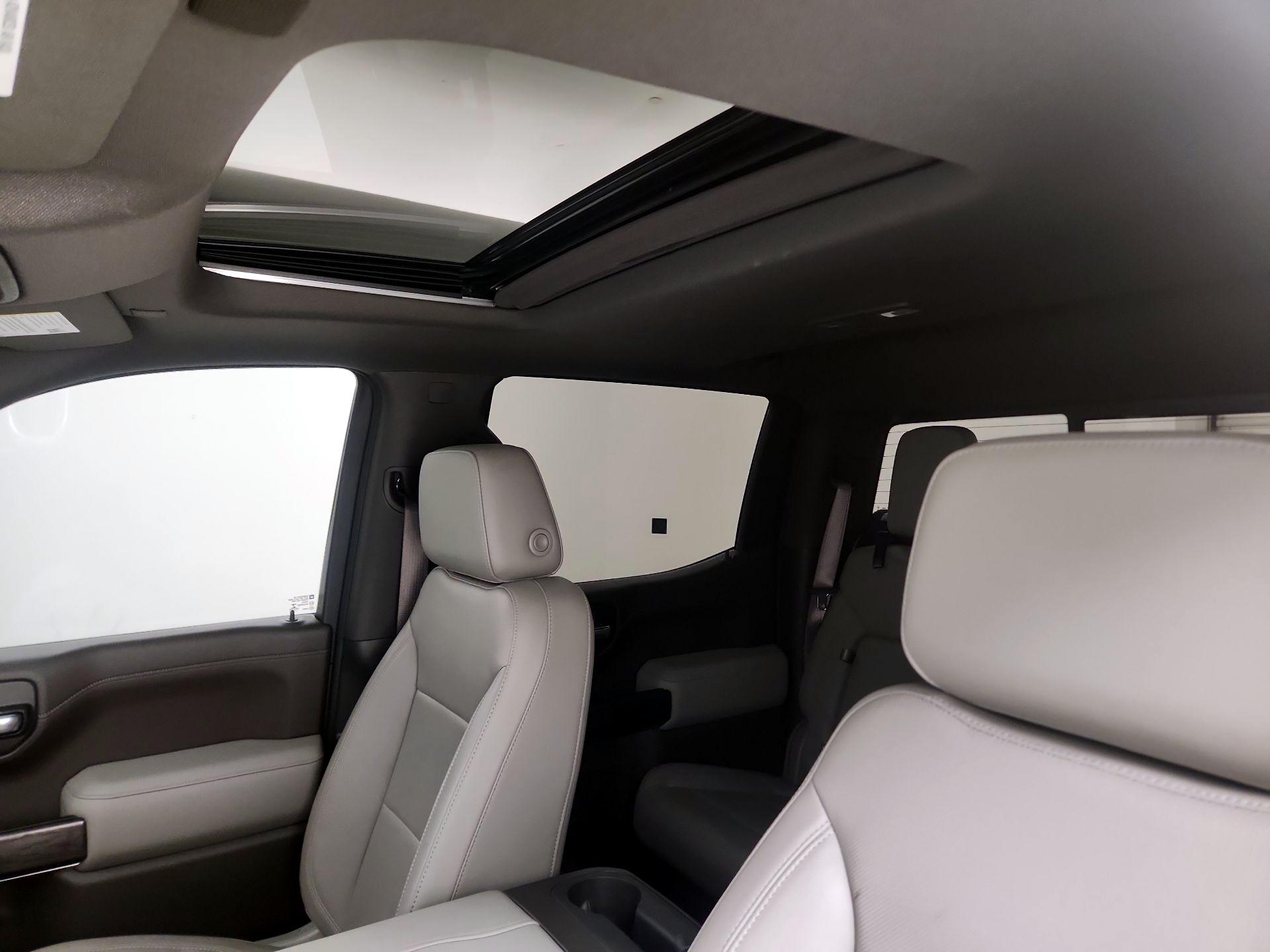 Thumbnail: 2019 Chevrolet Silverado 1500 - 20