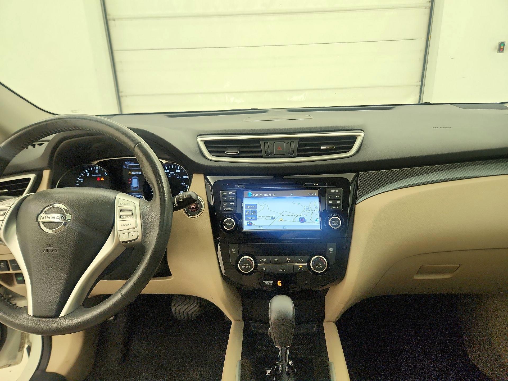 Thumbnail: 2016 Nissan Rogue - 9