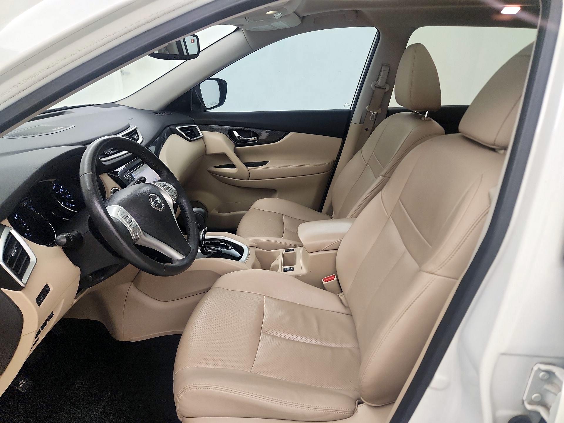 Thumbnail: 2016 Nissan Rogue - 11