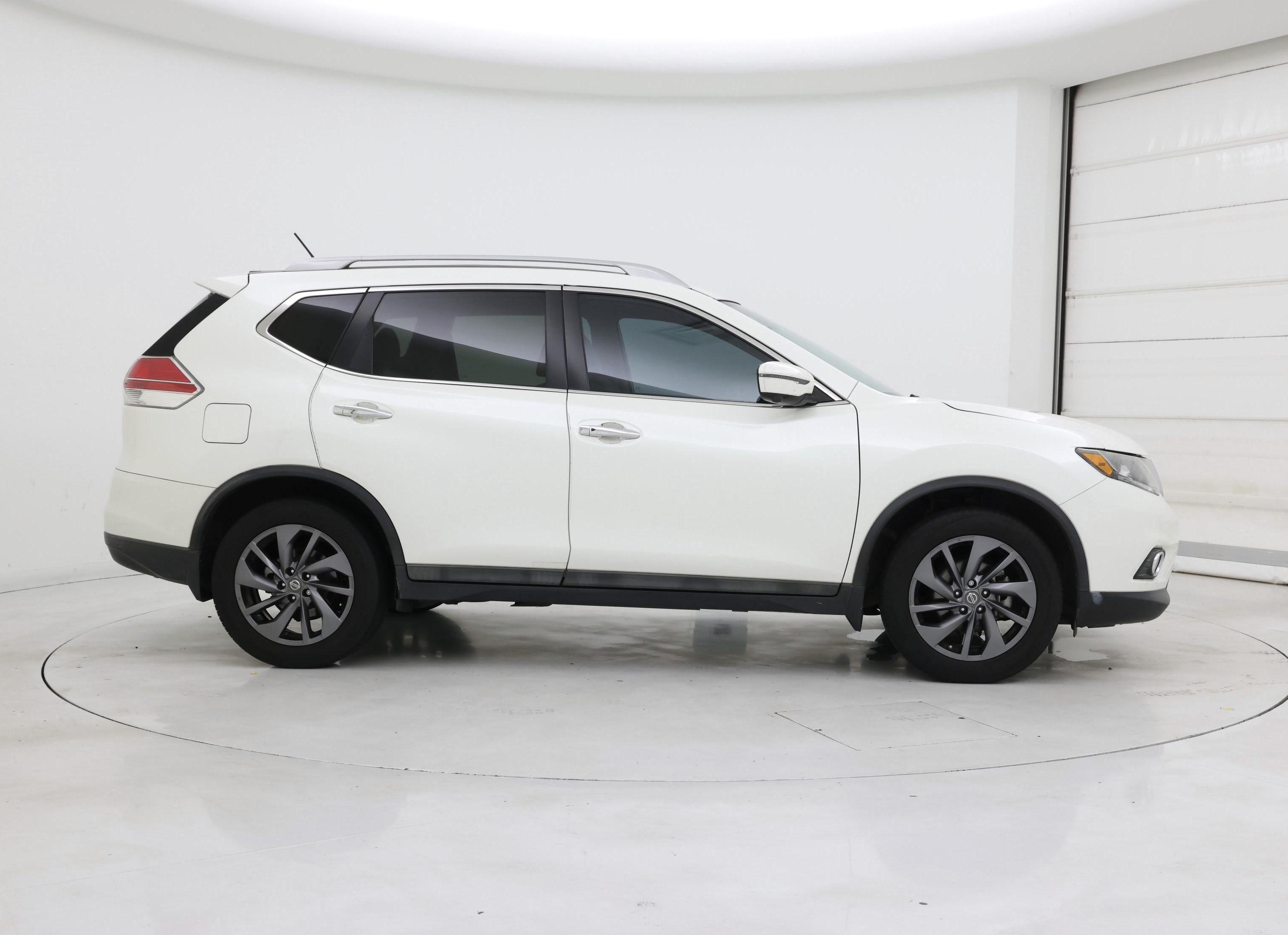 Thumbnail: 2016 Nissan Rogue - 7