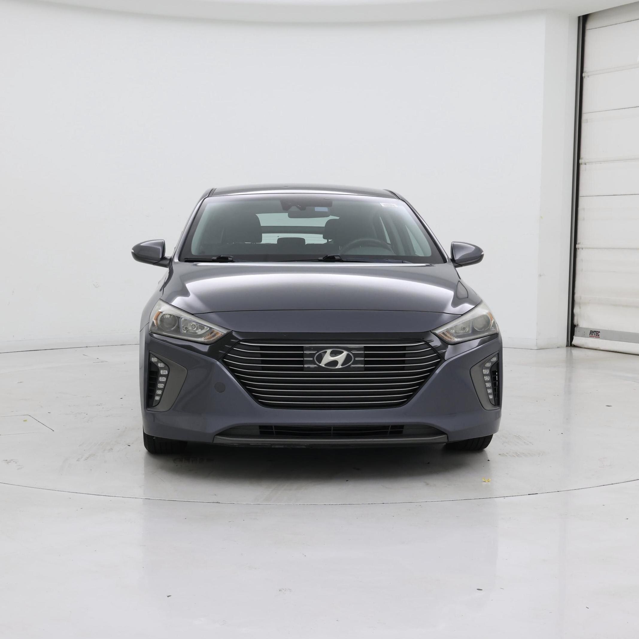 Thumbnail: 2017 Hyundai Ioniq - 5