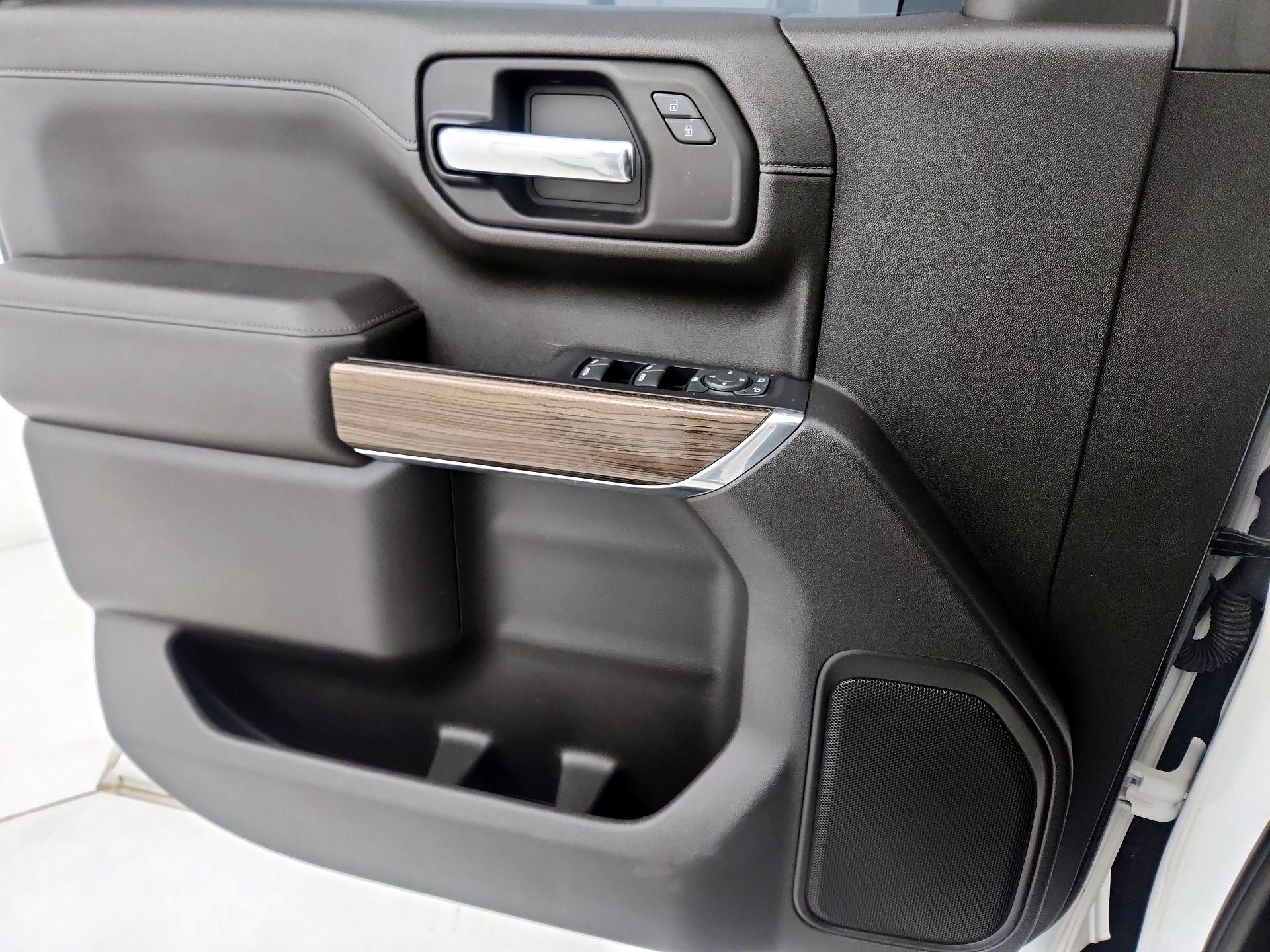 Thumbnail: 2021 Chevrolet Silverado 1500 - 12