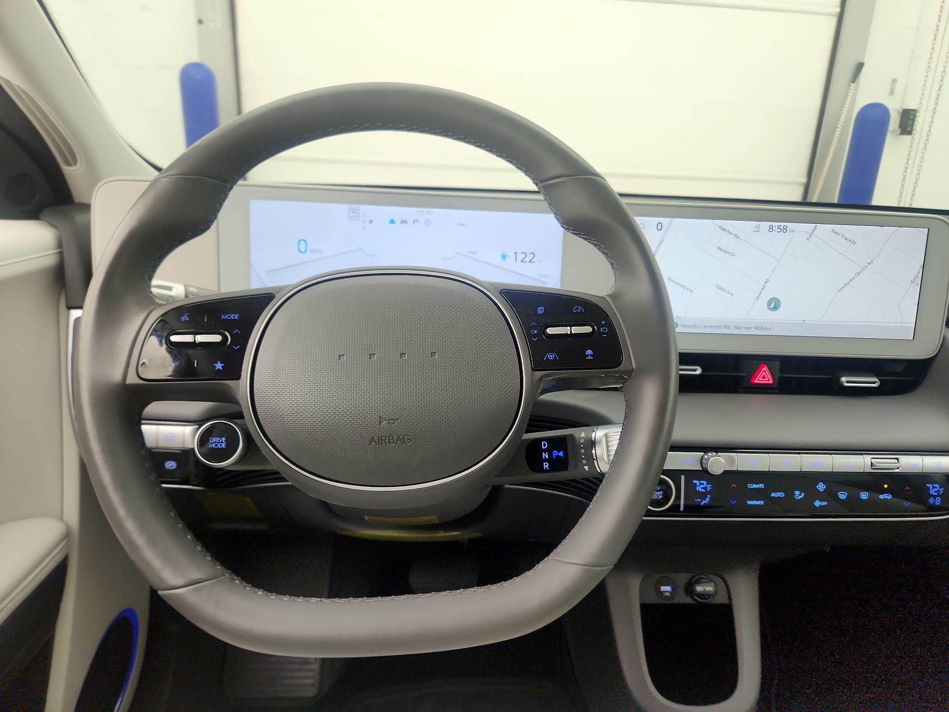 Thumbnail: 2022 Hyundai Ioniq 5 - 10