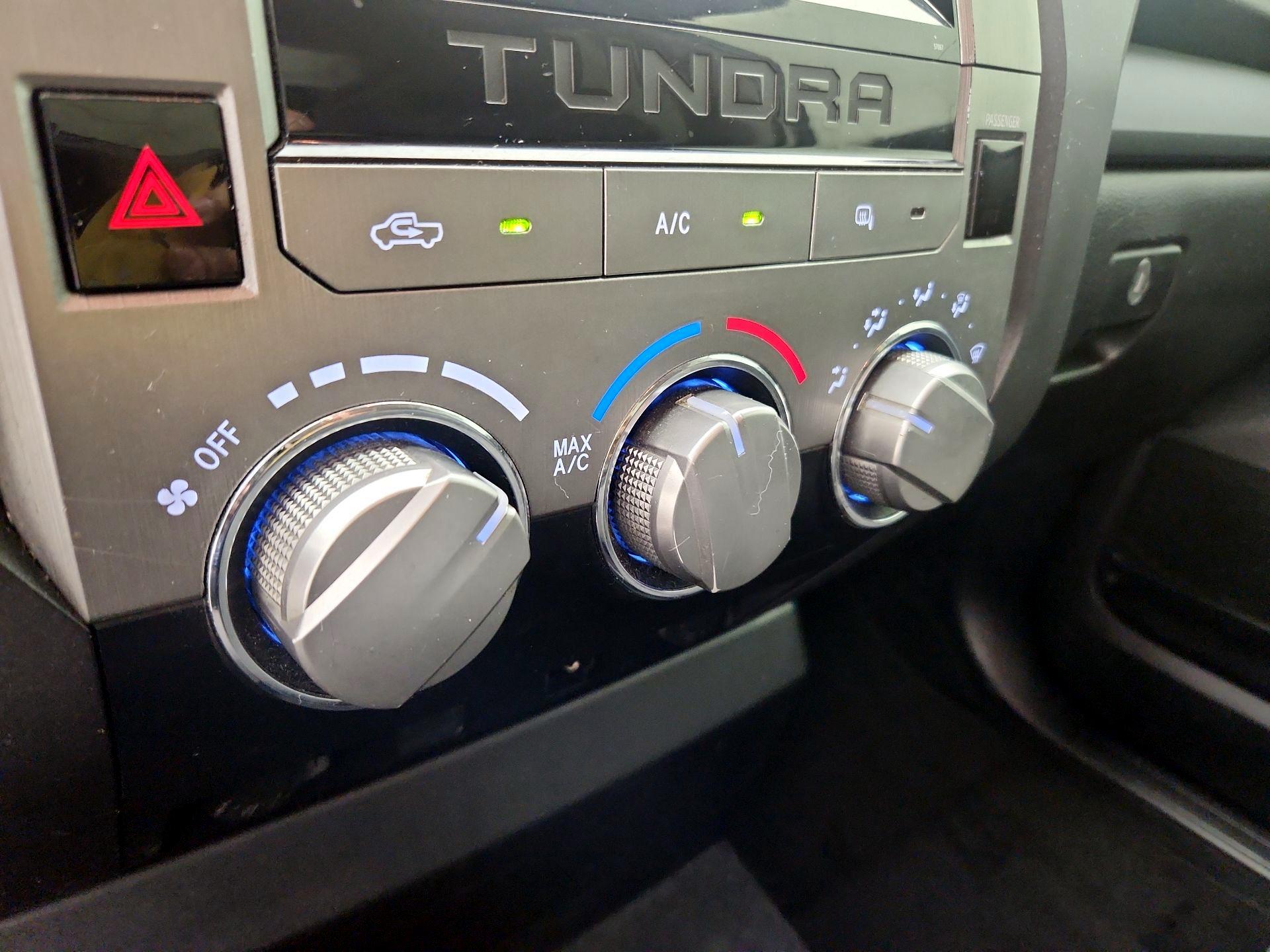 Thumbnail: 2014 Toyota Tundra - 16