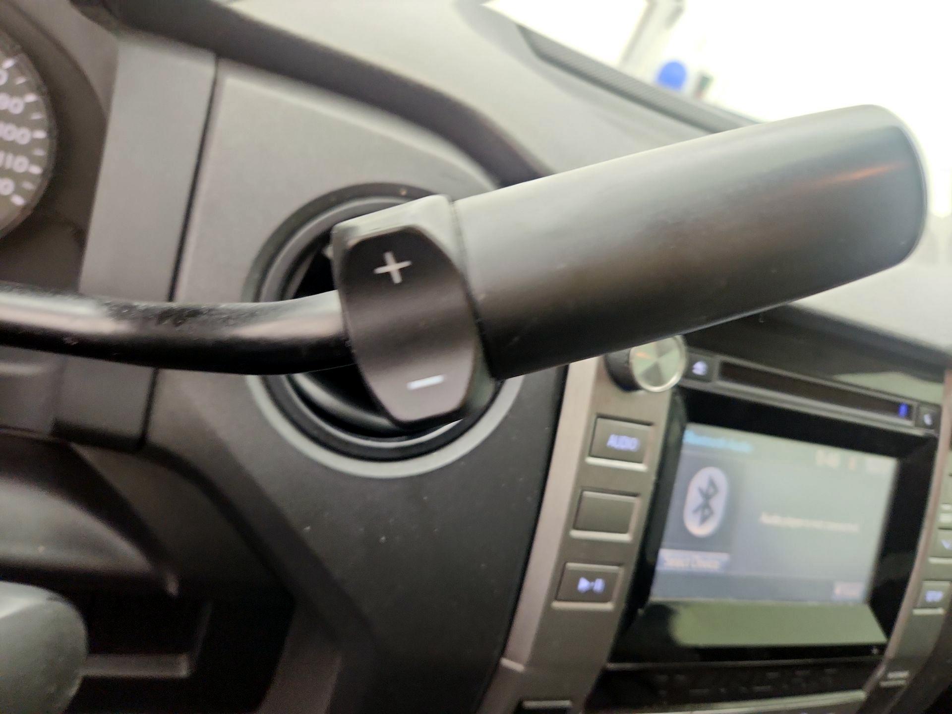 Thumbnail: 2014 Toyota Tundra - 17