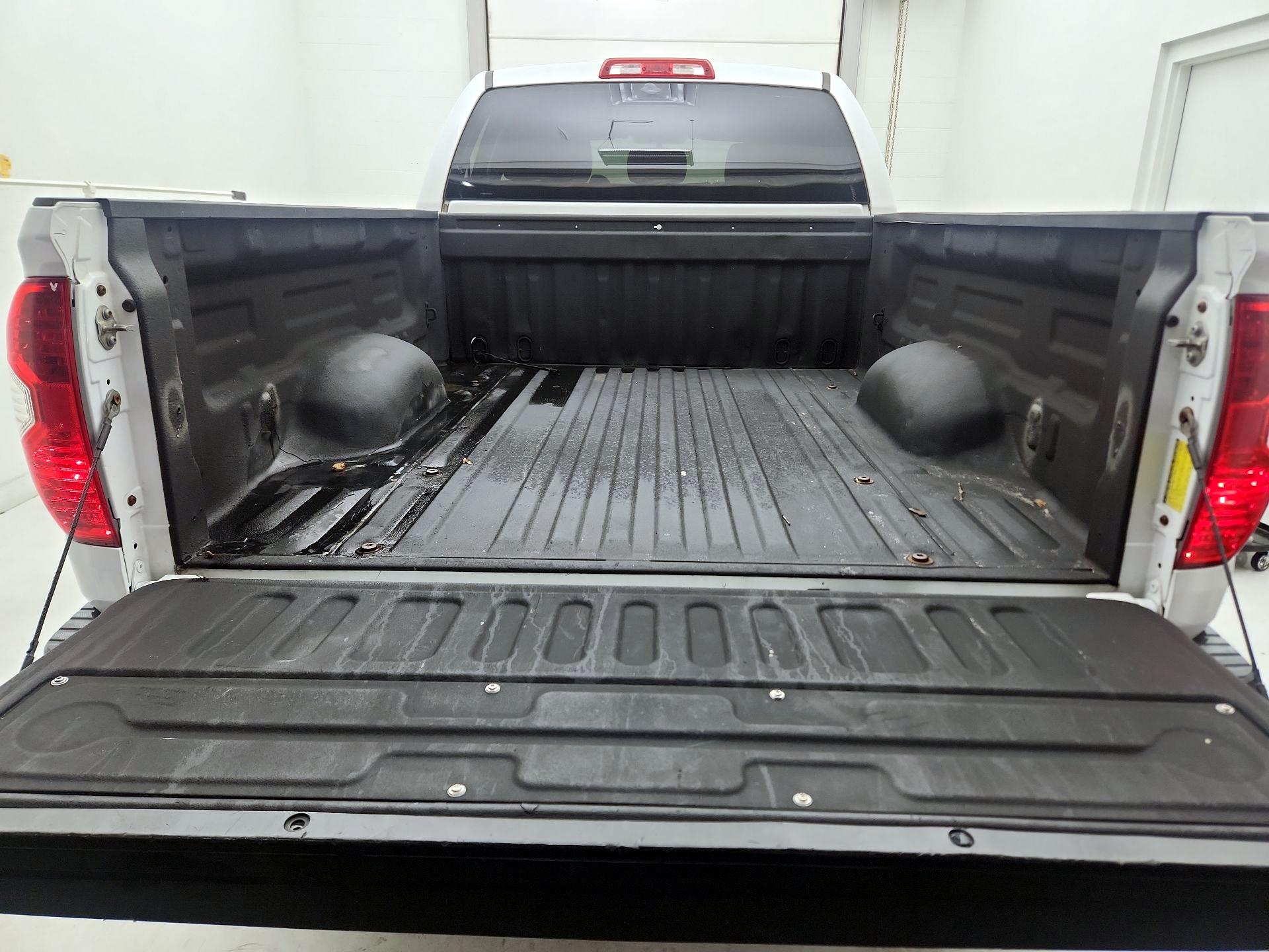 Thumbnail: 2014 Toyota Tundra - 20