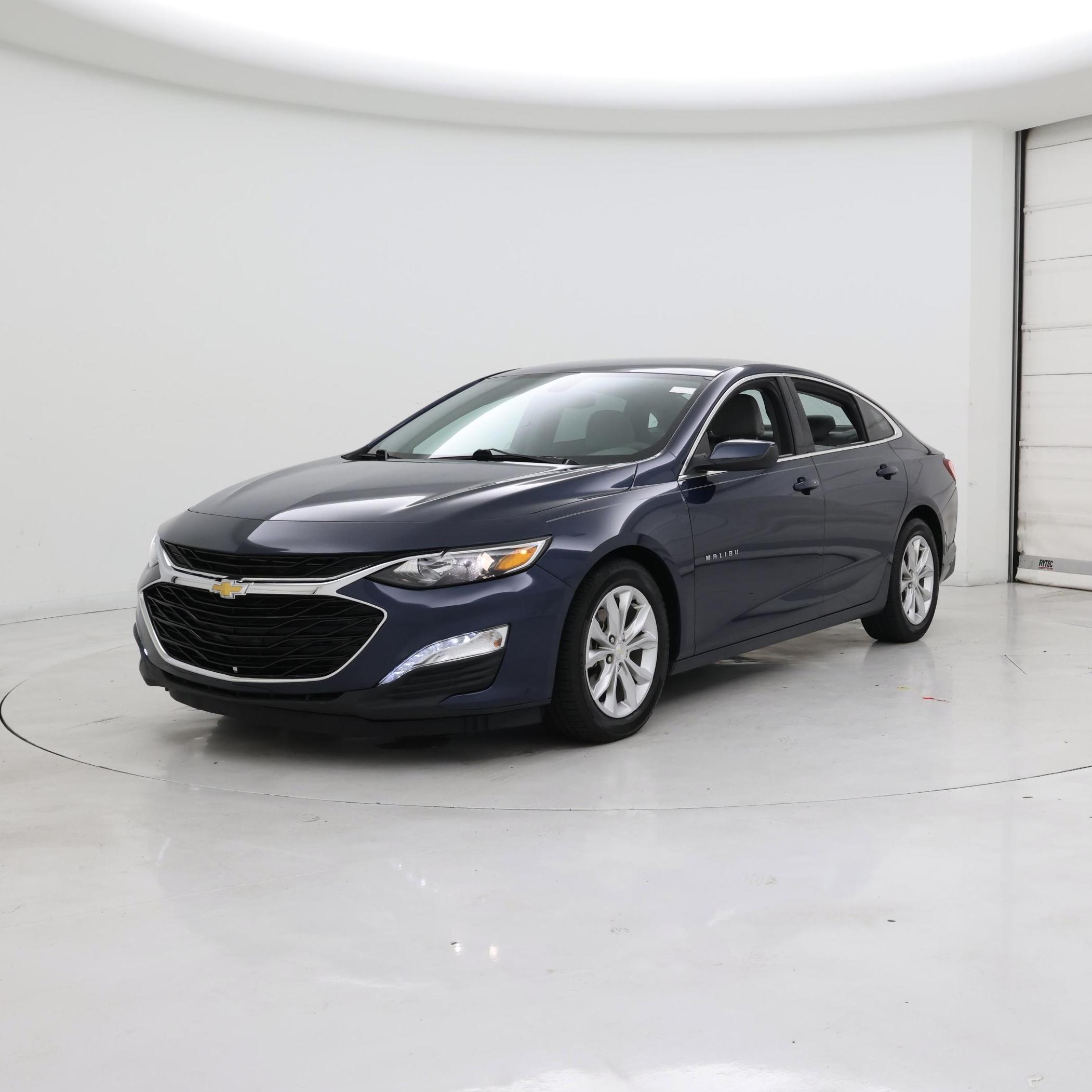 Thumbnail: 2019 Chevrolet Malibu - 4