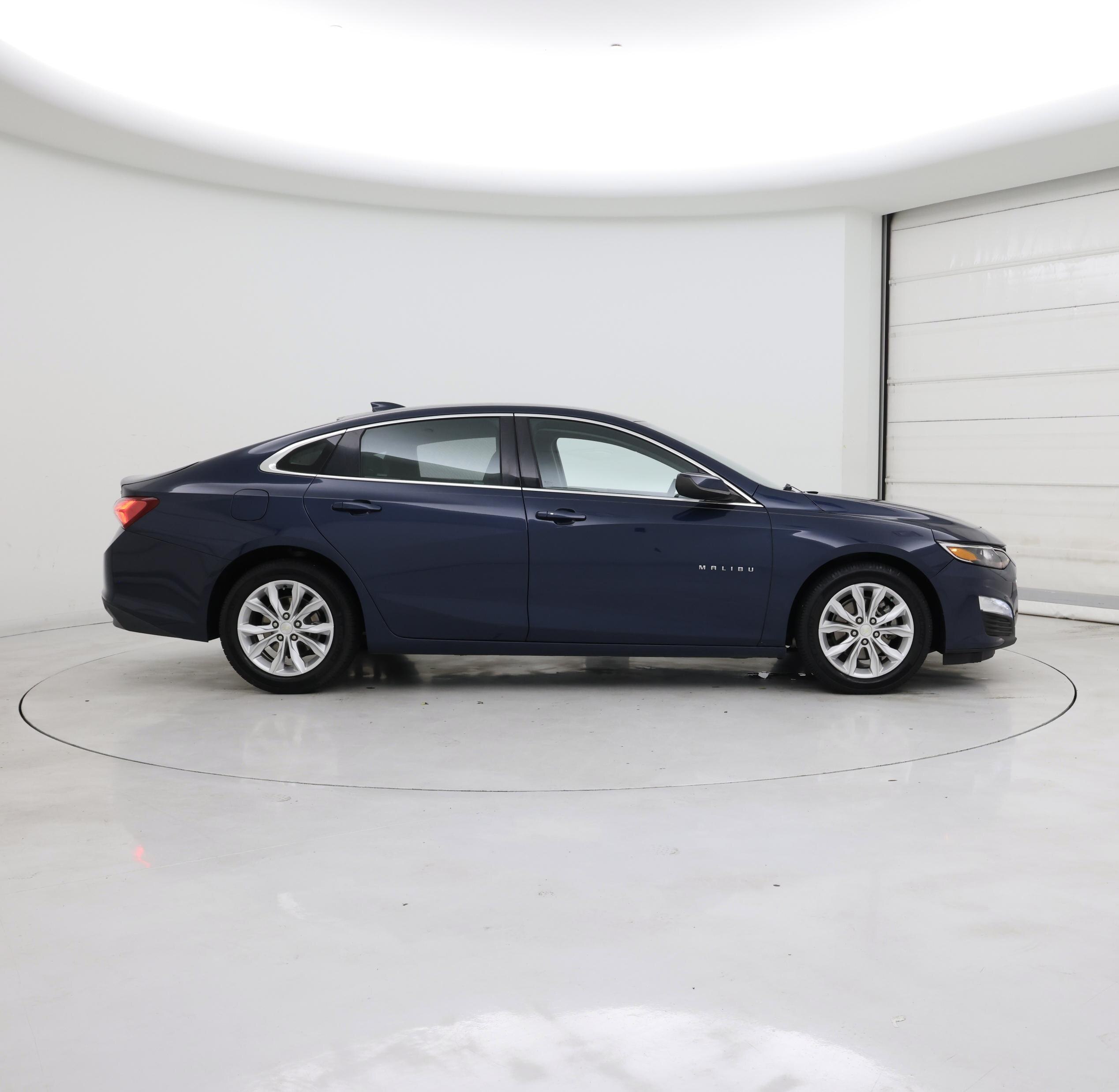 Thumbnail: 2019 Chevrolet Malibu - 7