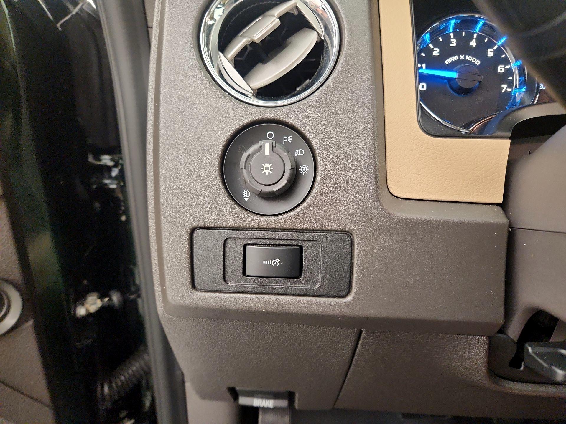 Thumbnail: 2014 Ford F-150 - 13