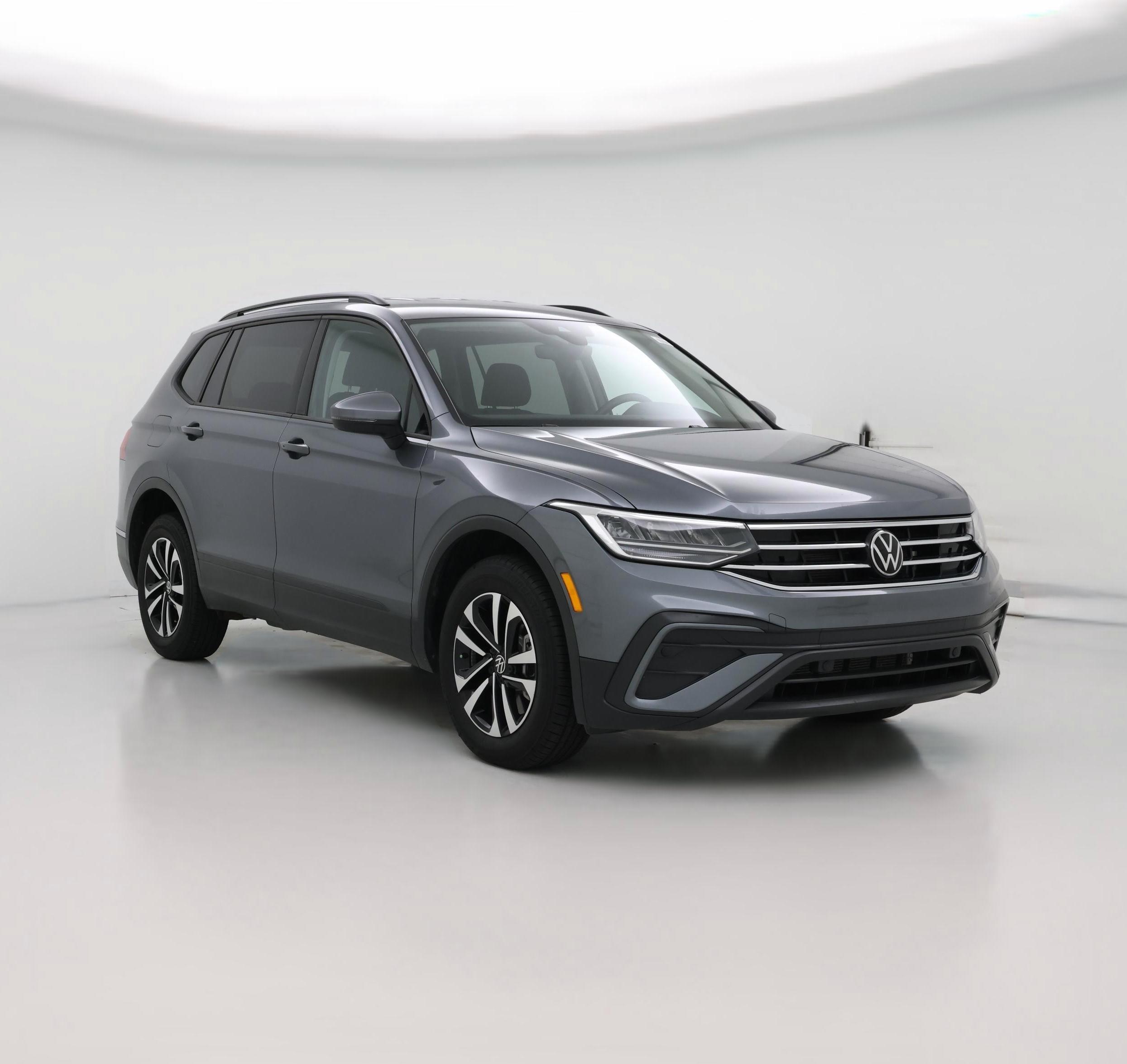 Thumbnail: 2023 Volkswagen Tiguan - 1