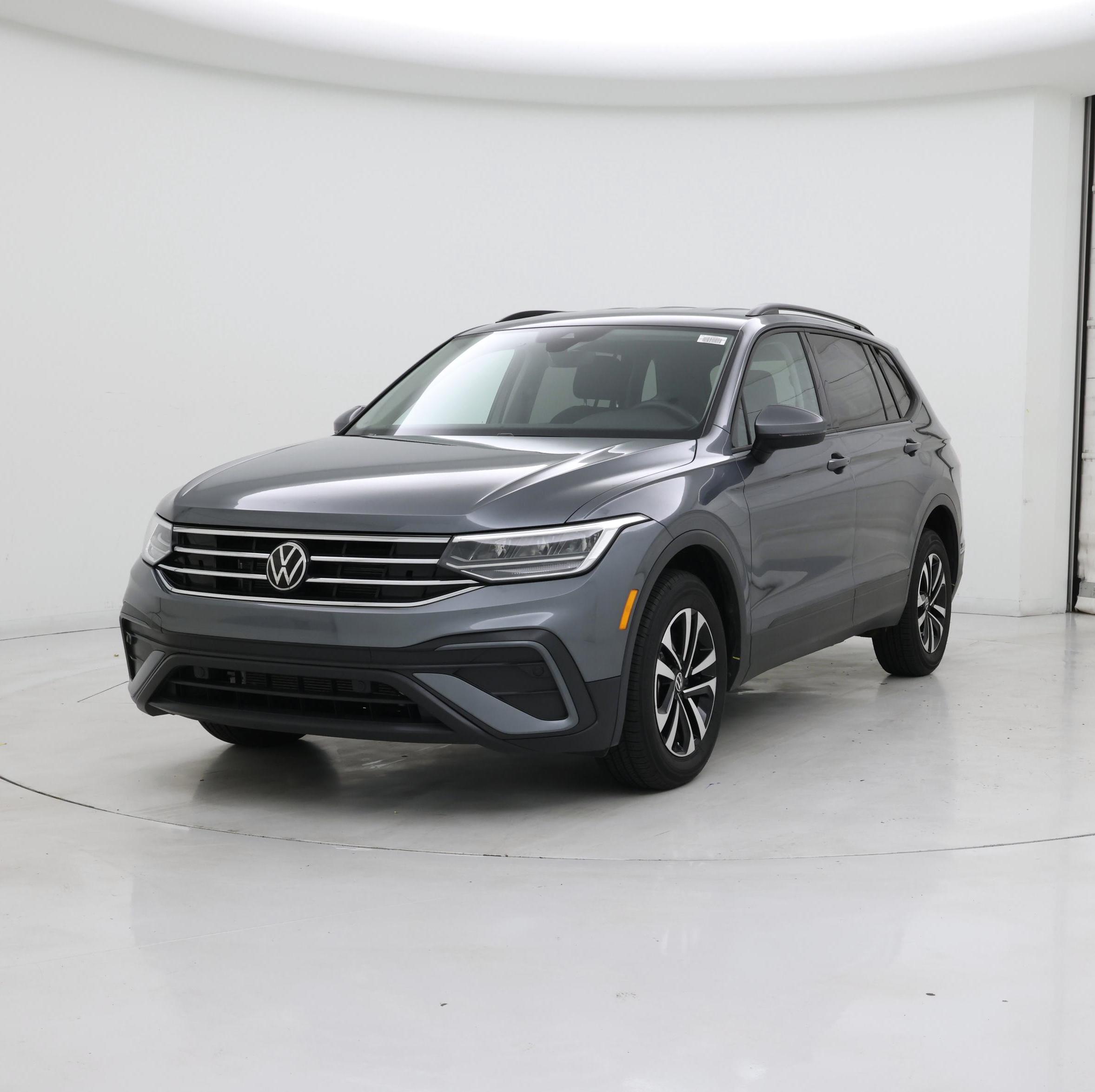 Thumbnail: 2023 Volkswagen Tiguan - 4
