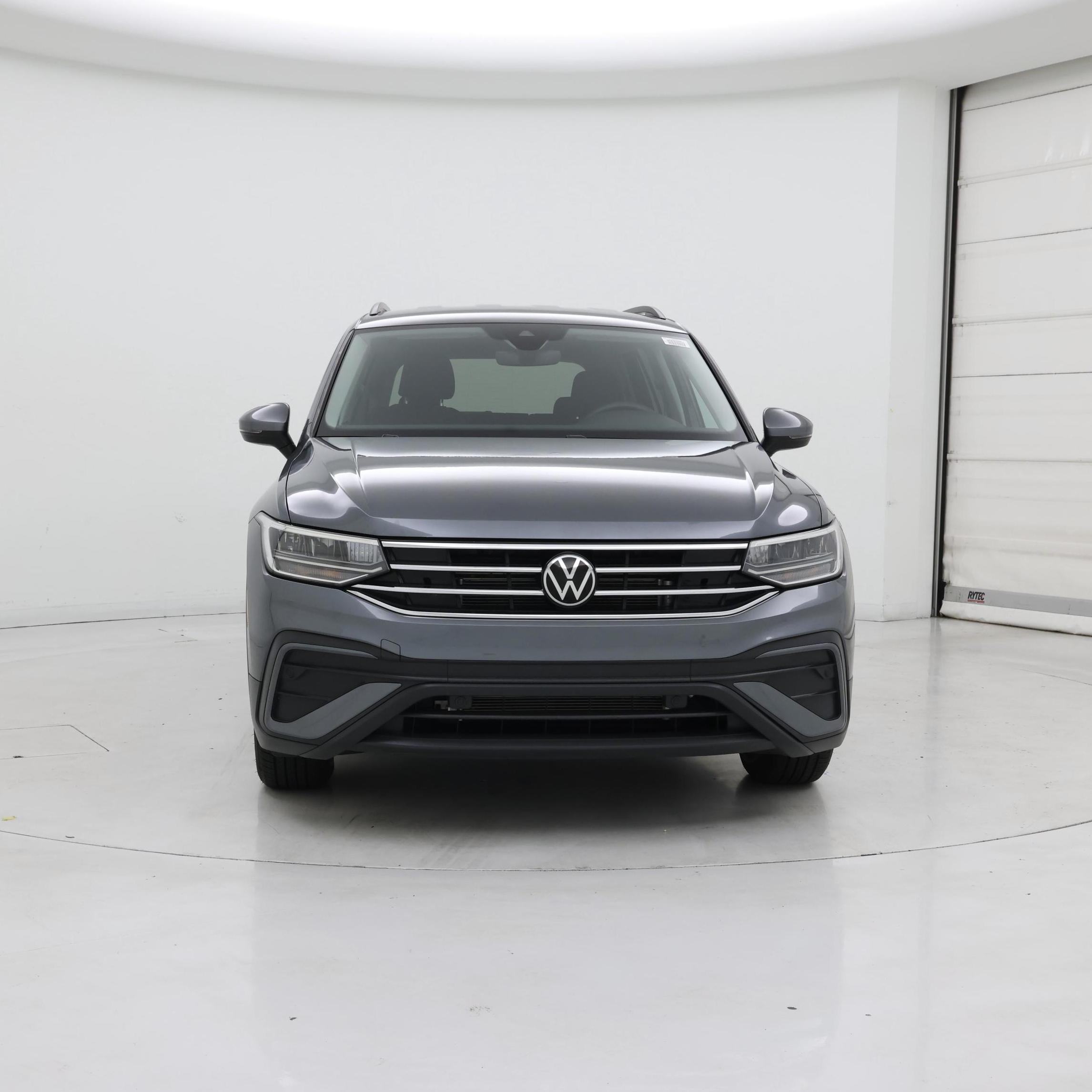 Thumbnail: 2023 Volkswagen Tiguan - 5