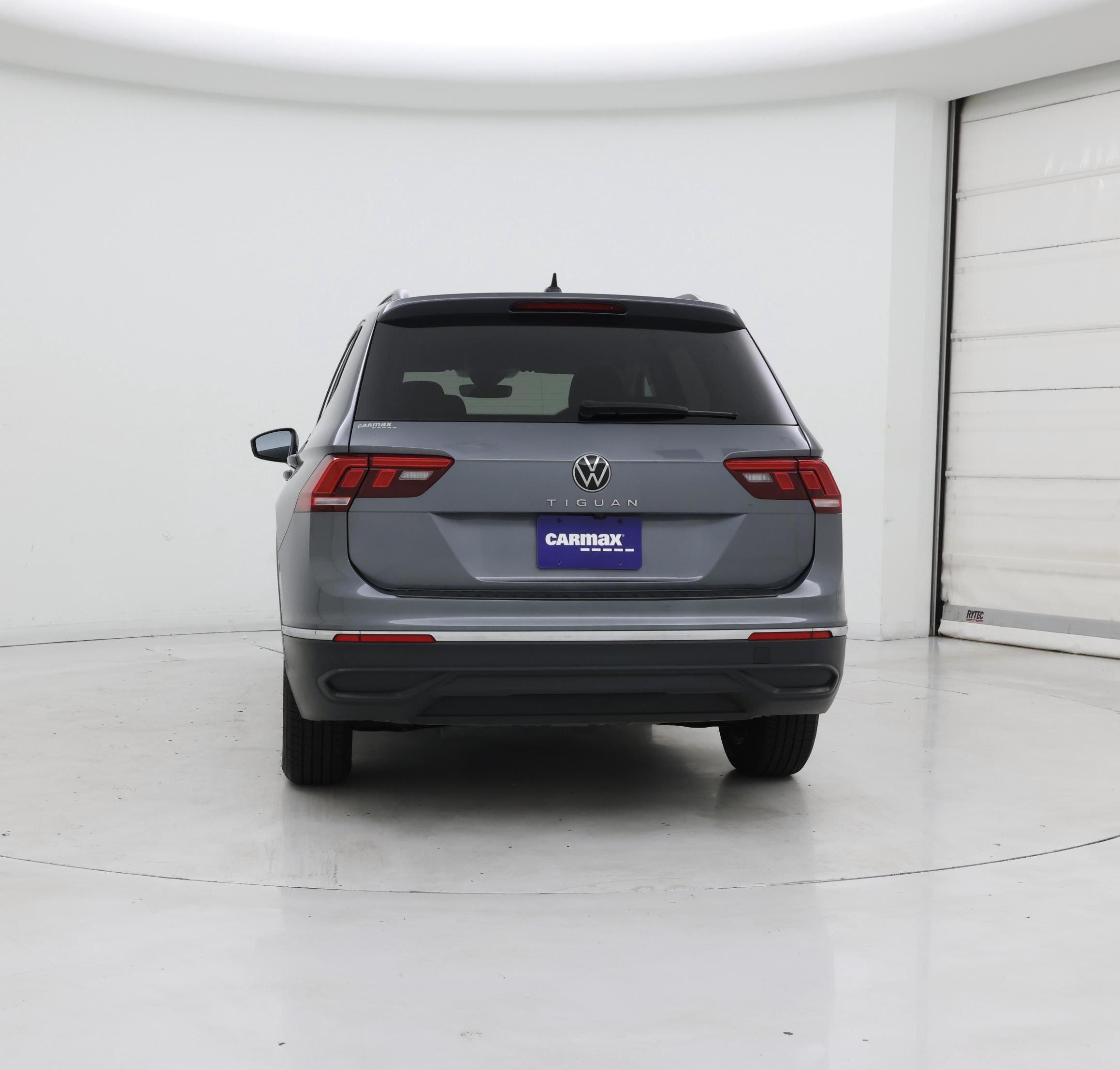 Thumbnail: 2023 Volkswagen Tiguan - 6