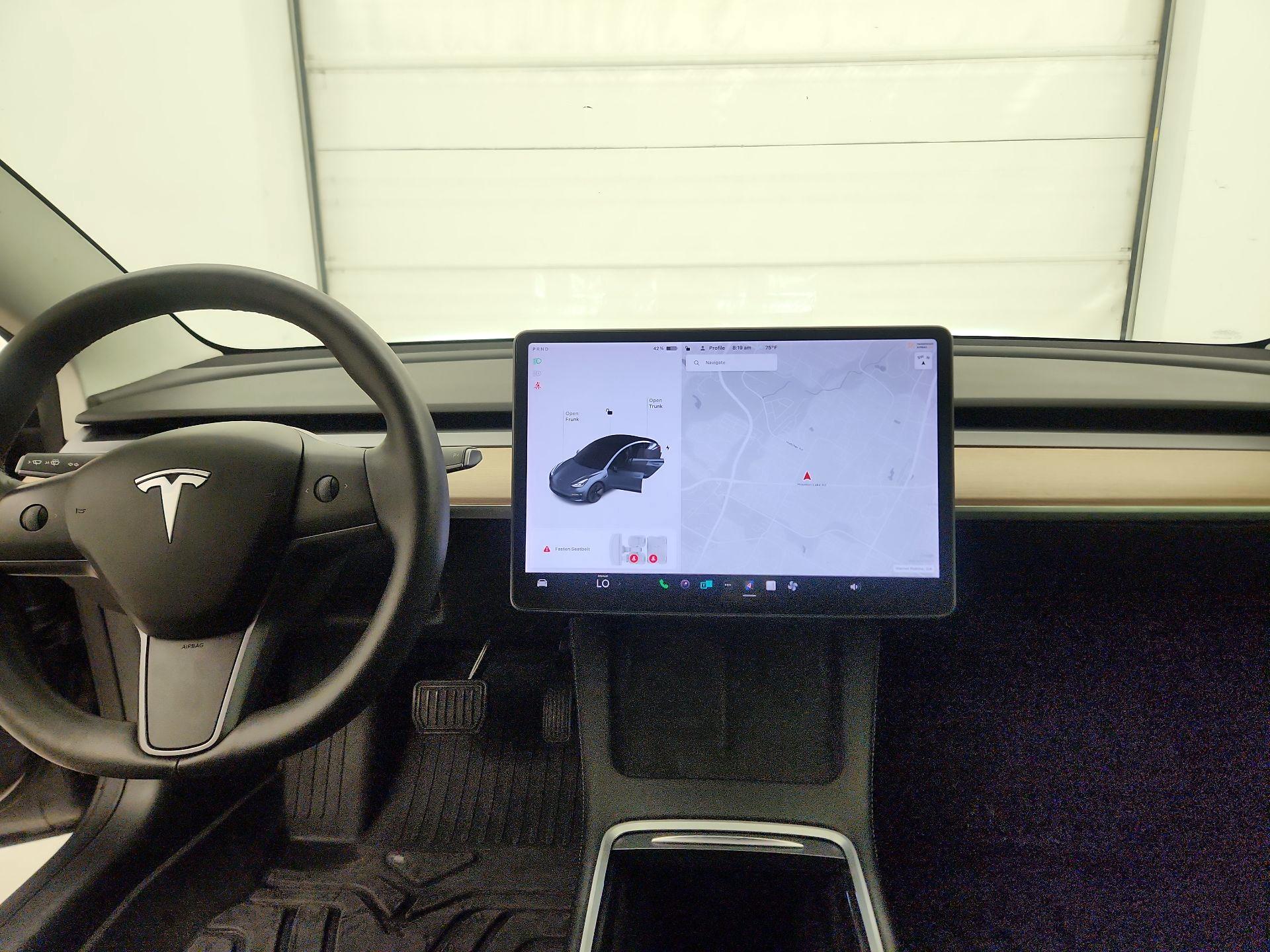 Thumbnail: 2022 Tesla Model 3 - 9