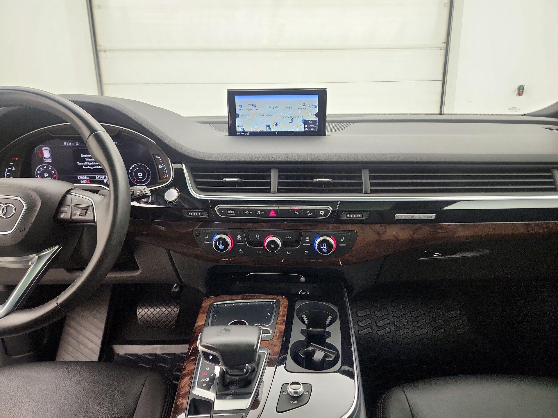 Thumbnail: 2017 Audi Q7 - 9