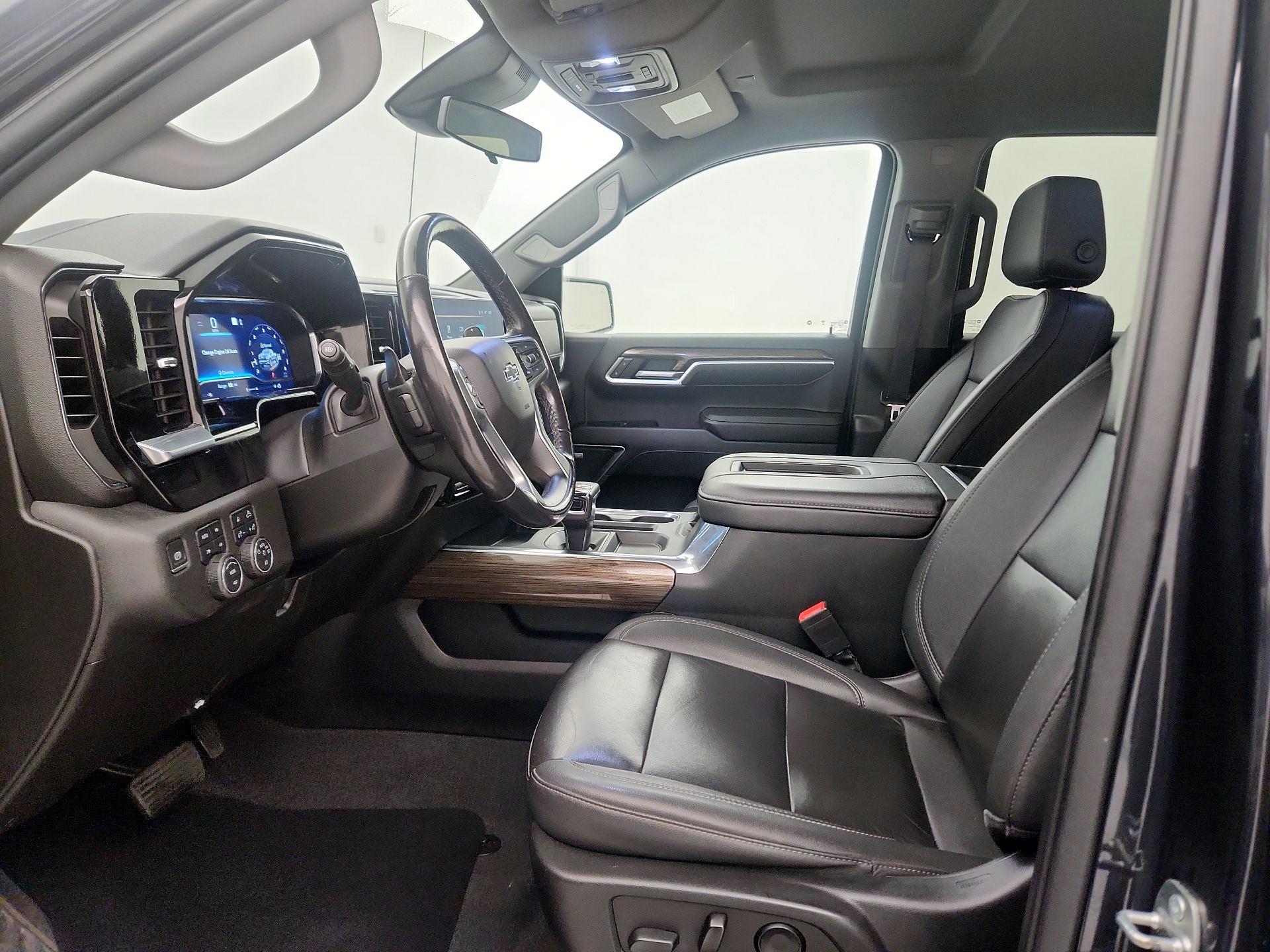 Thumbnail: 2022 Chevrolet Silverado 1500 - 11