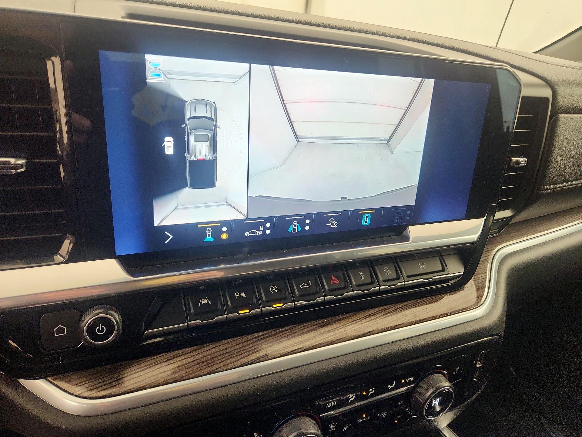 Thumbnail: 2022 Chevrolet Silverado 1500 - 15