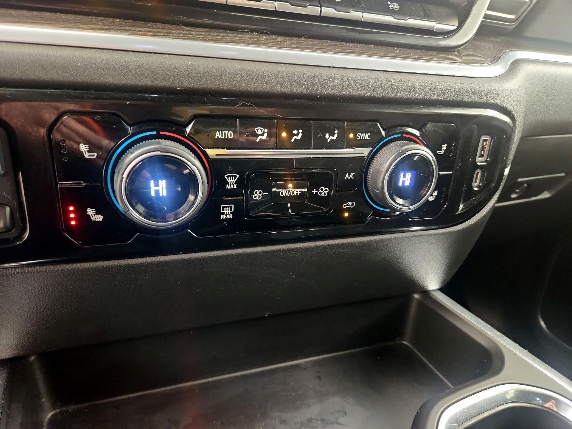 Thumbnail: 2022 Chevrolet Silverado 1500 - 17