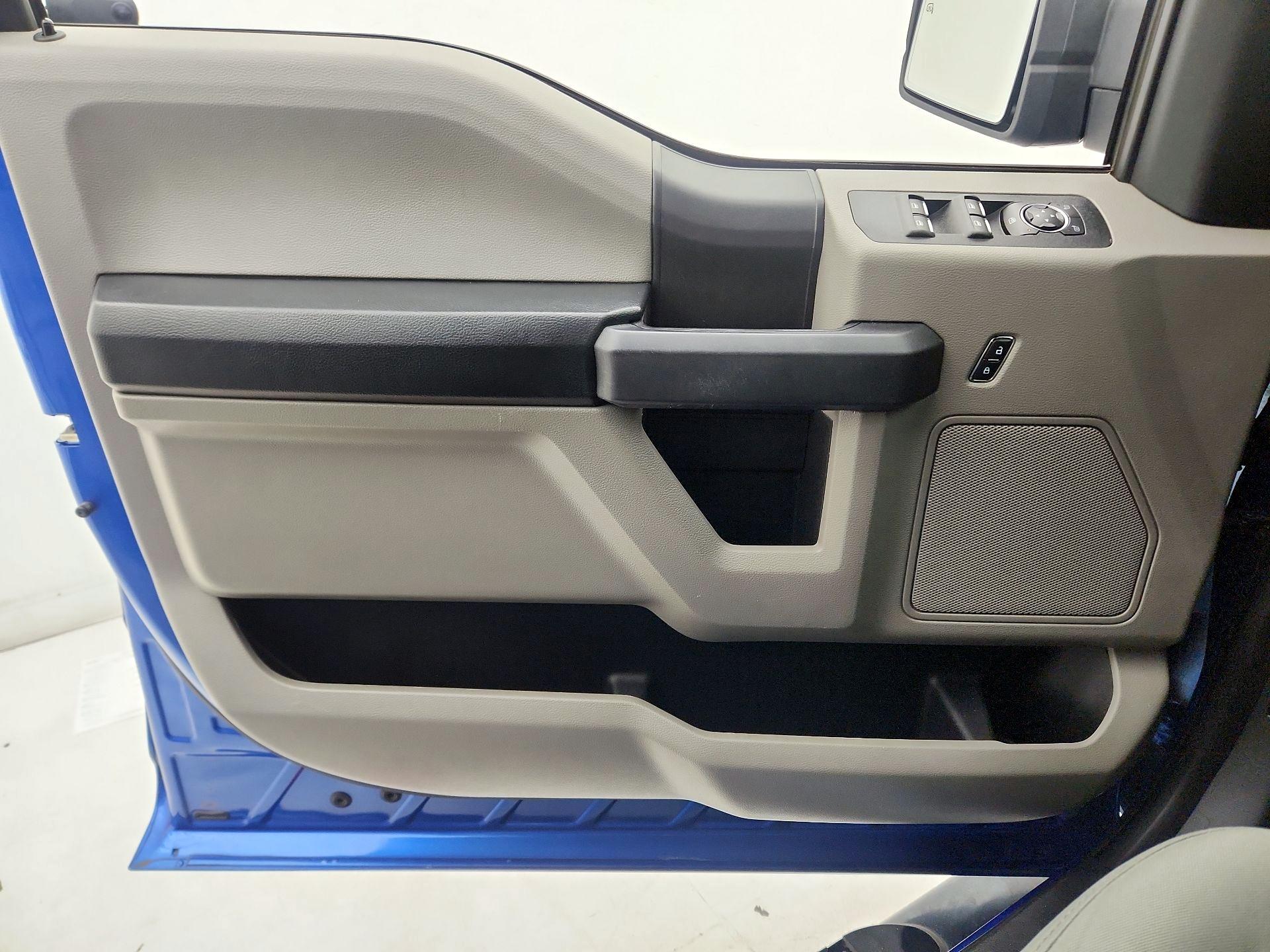 Thumbnail: 2016 Ford F-150 - 12