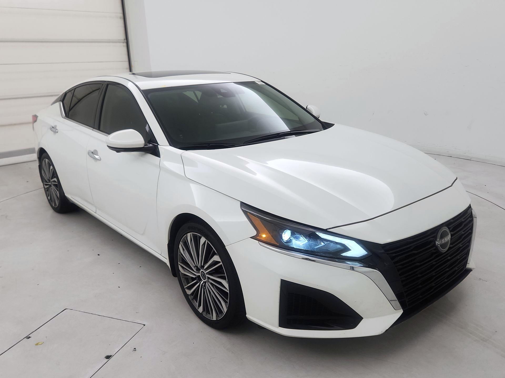 Thumbnail: 2023 Nissan Altima - 1