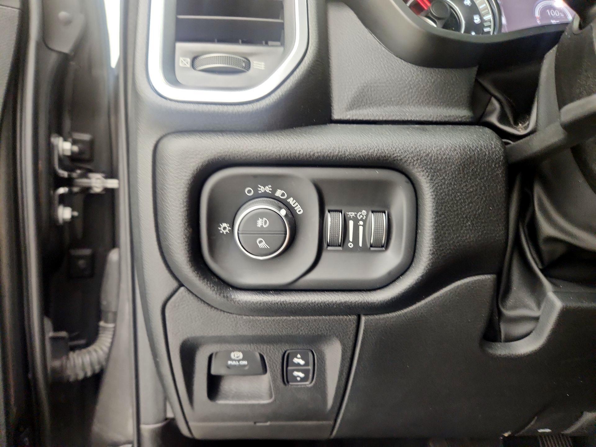 Thumbnail: 2022 RAM 1500 - 13
