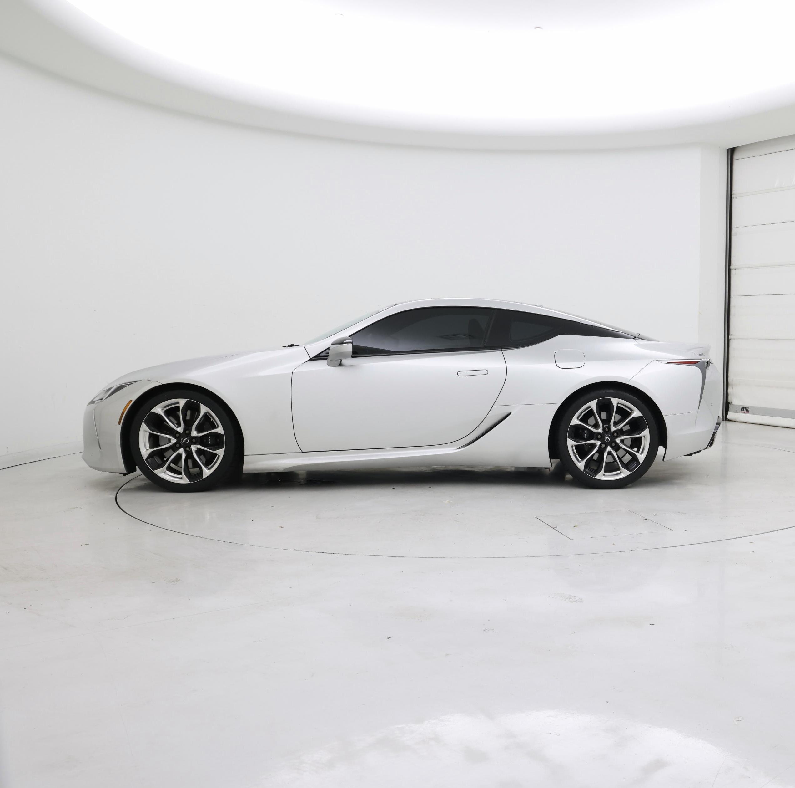 Thumbnail: 2021 Lexus LC - 3