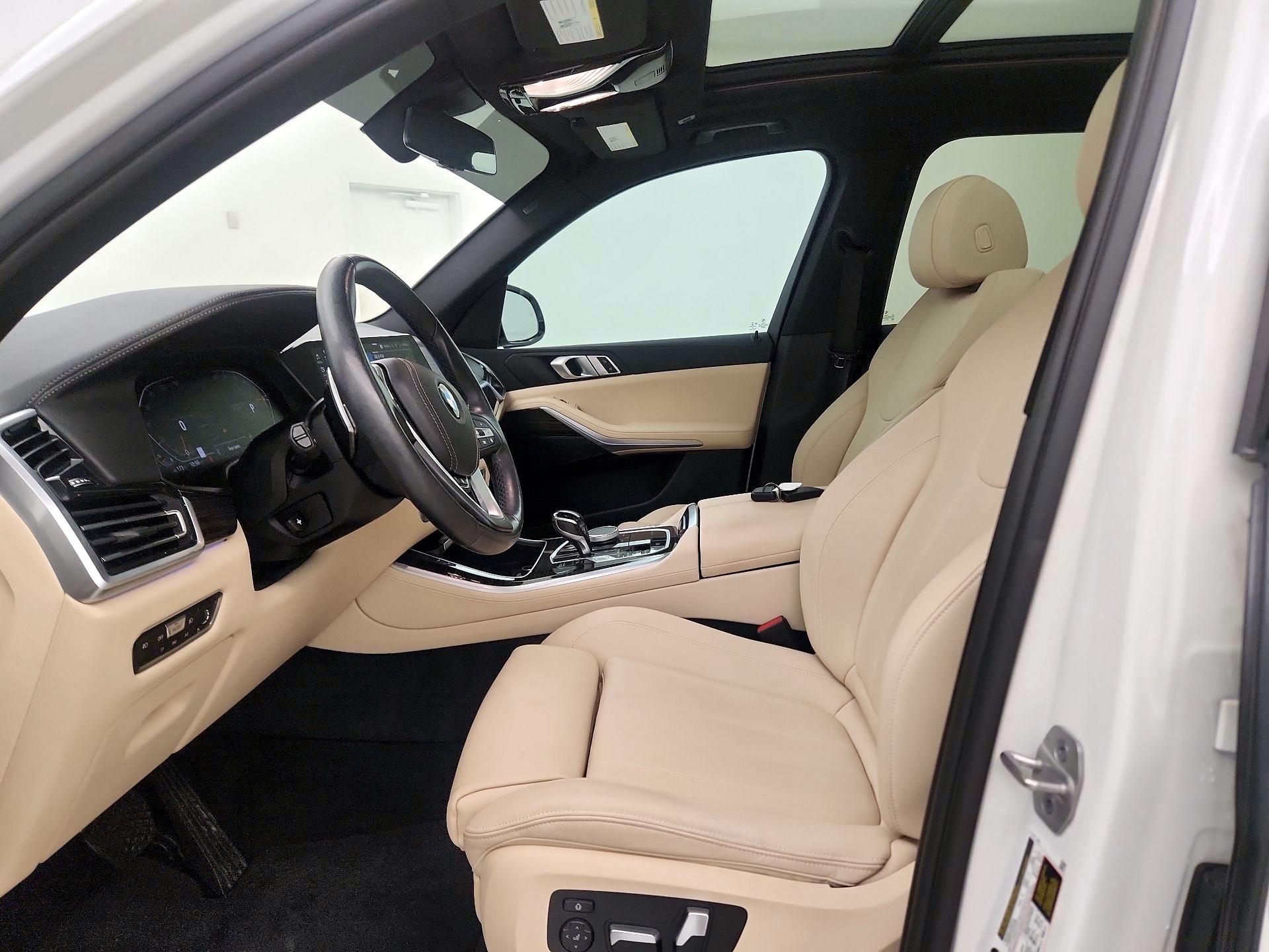 Thumbnail: 2021 BMW X5 - 11
