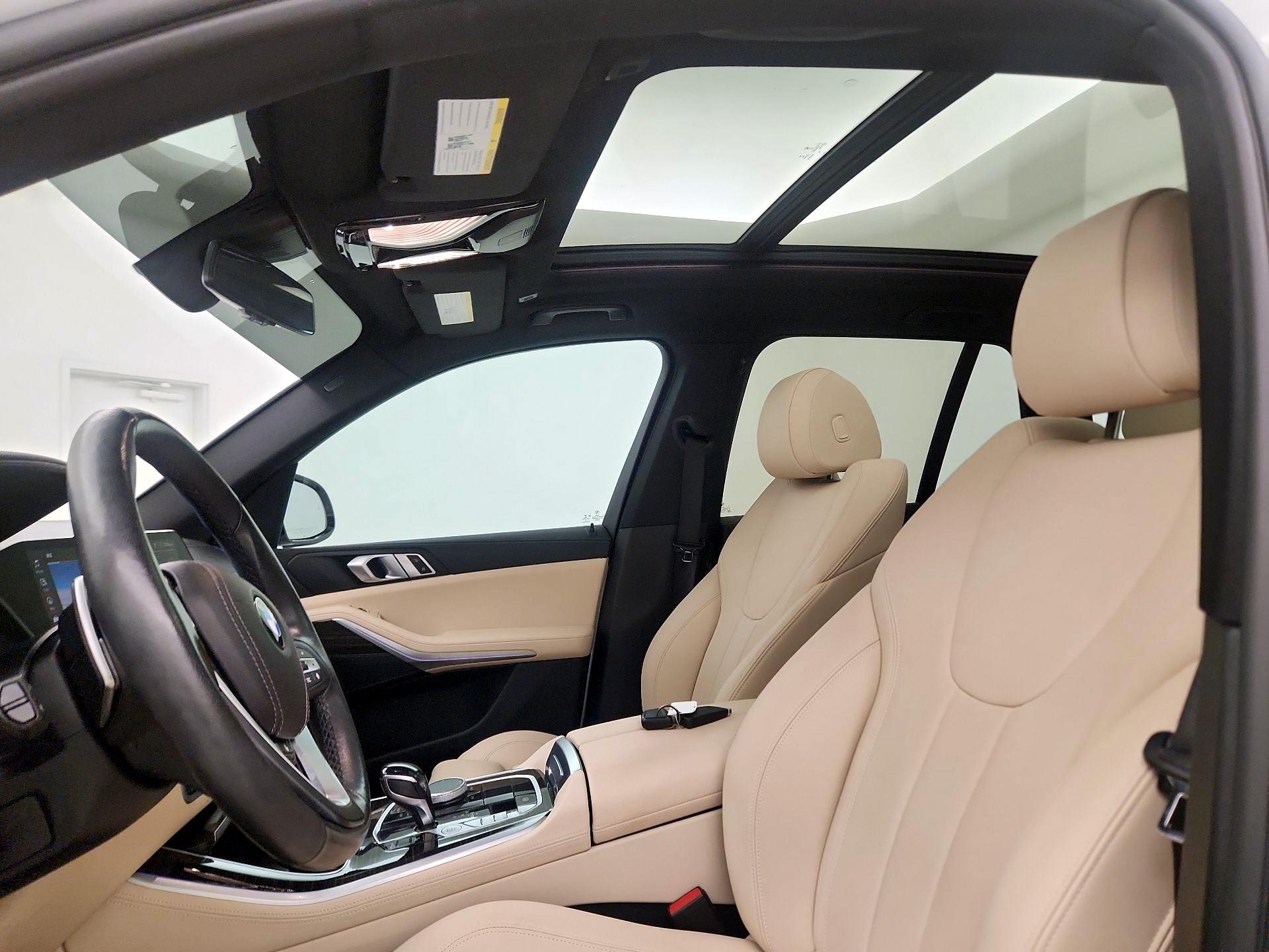 Thumbnail: 2021 BMW X5 - 20