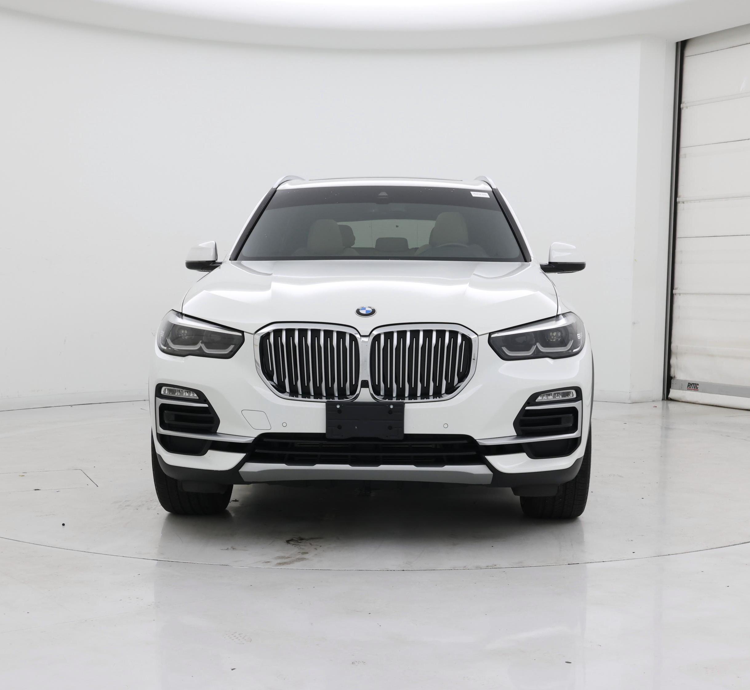 Thumbnail: 2021 BMW X5 - 5