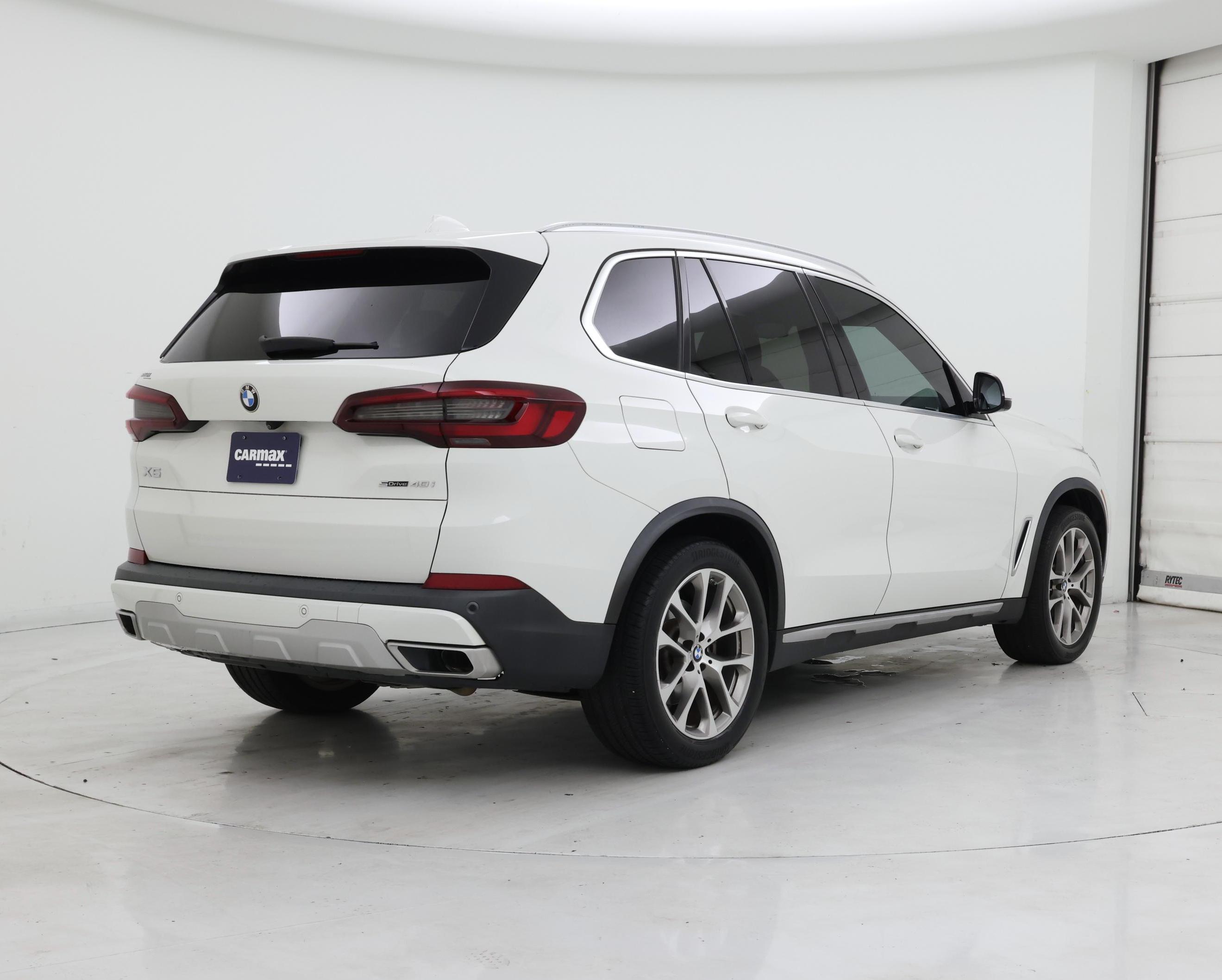 Thumbnail: 2021 BMW X5 - 8