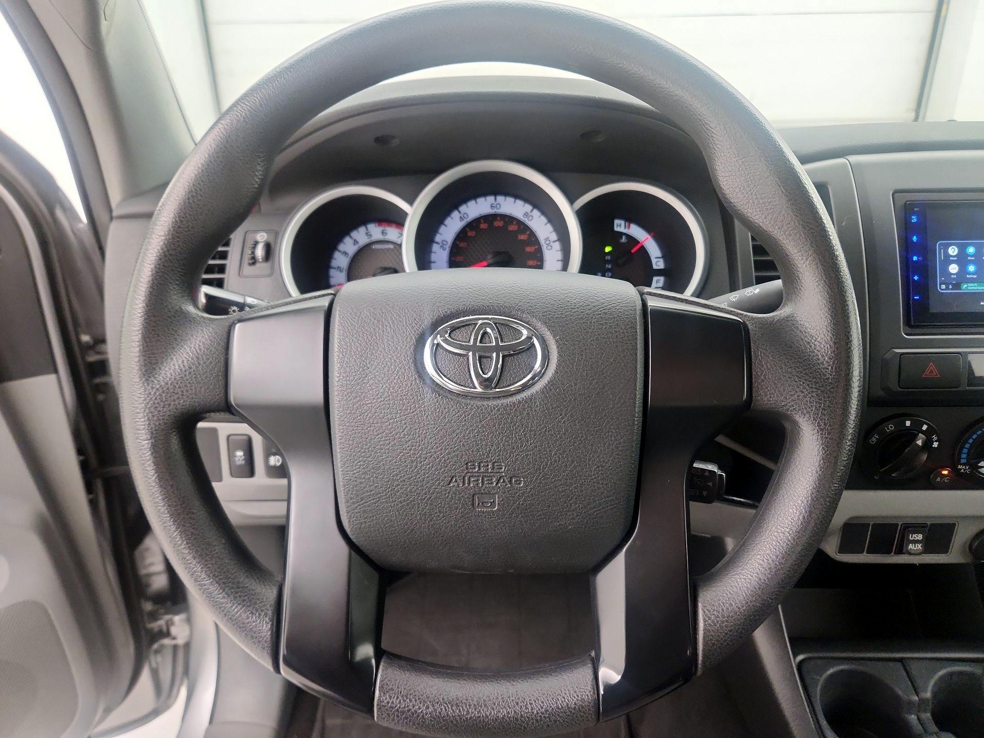 Thumbnail: 2014 Toyota Tacoma - 10