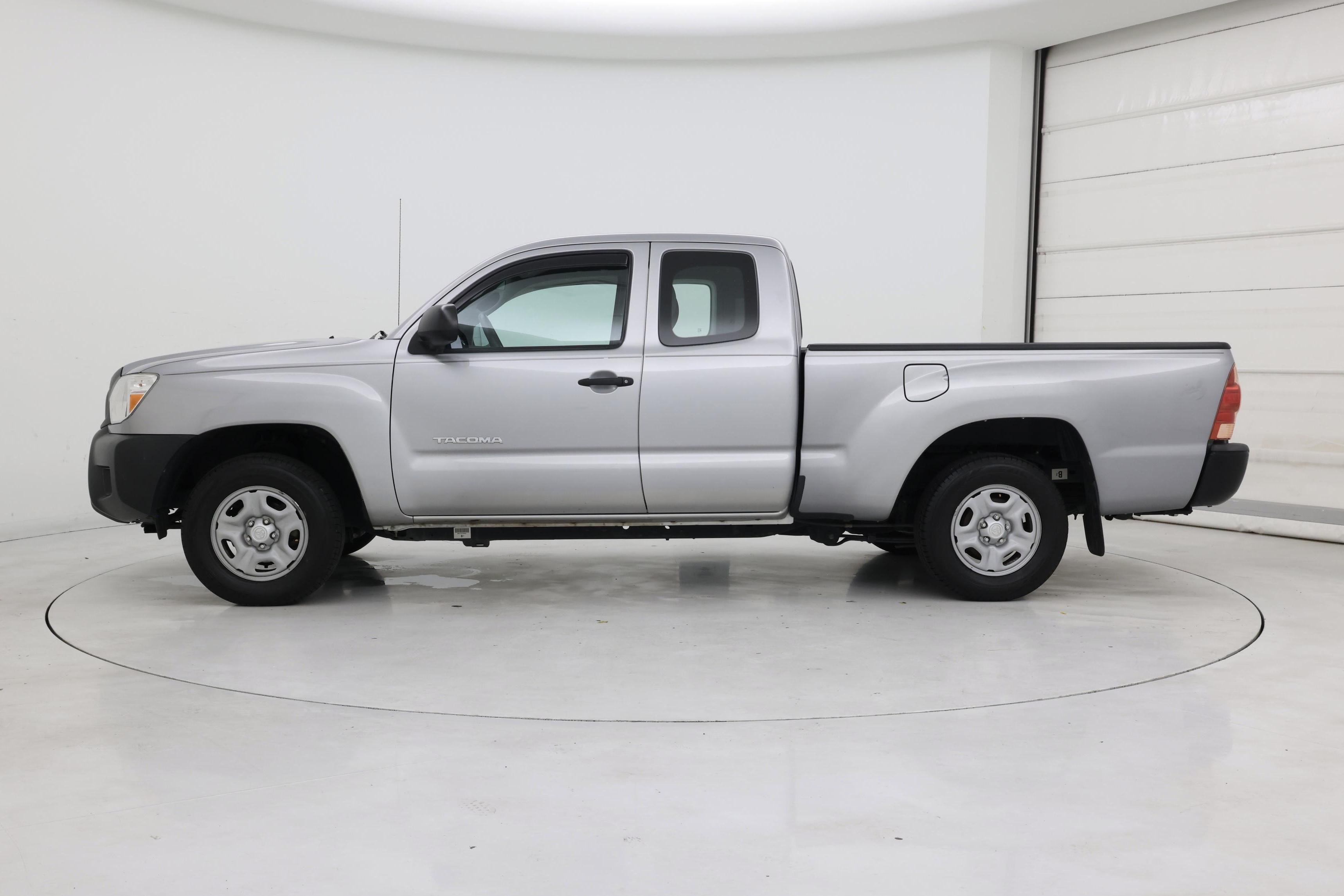 Thumbnail: 2014 Toyota Tacoma - 3