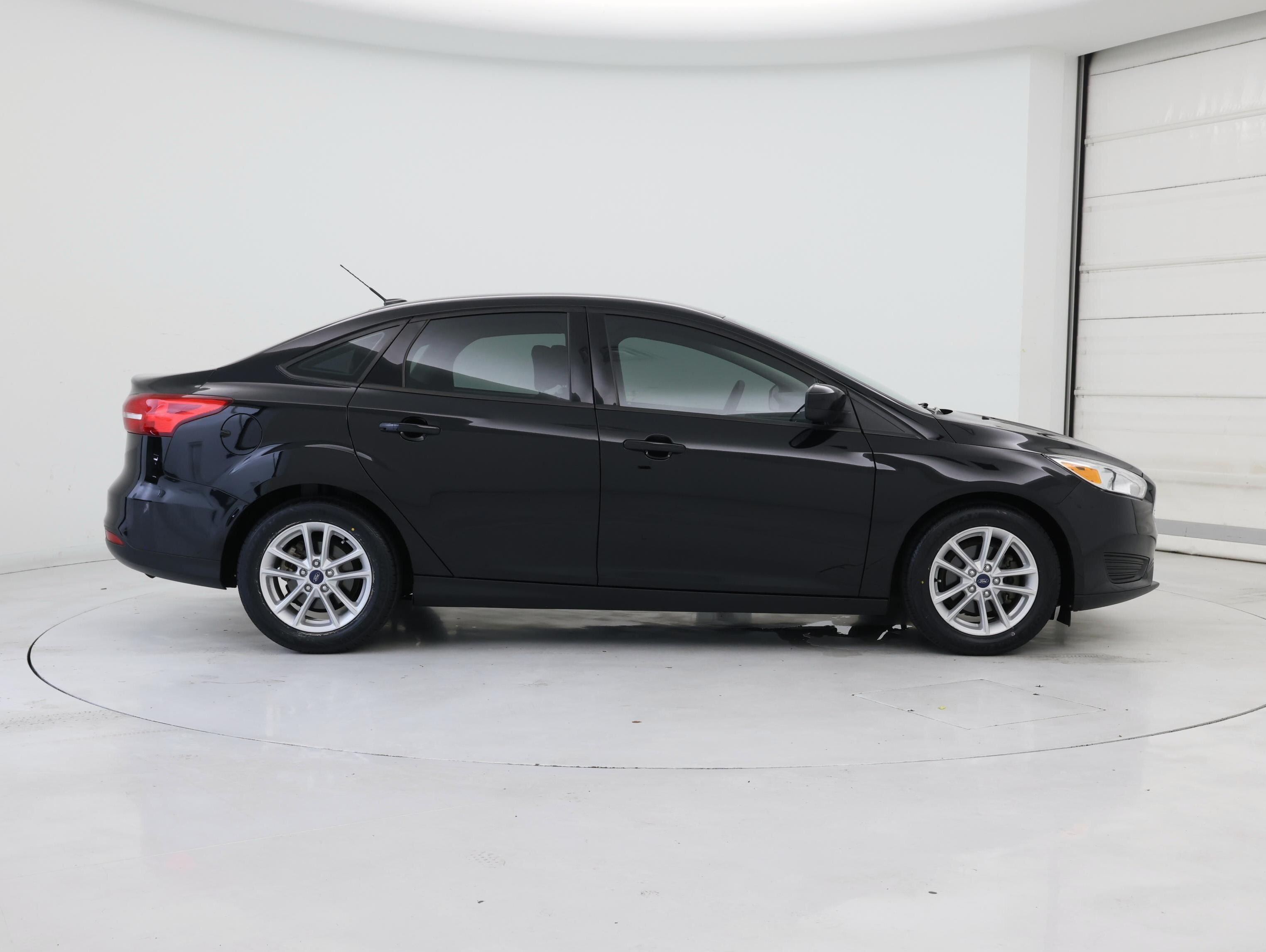Thumbnail: 2018 Ford Focus - 7