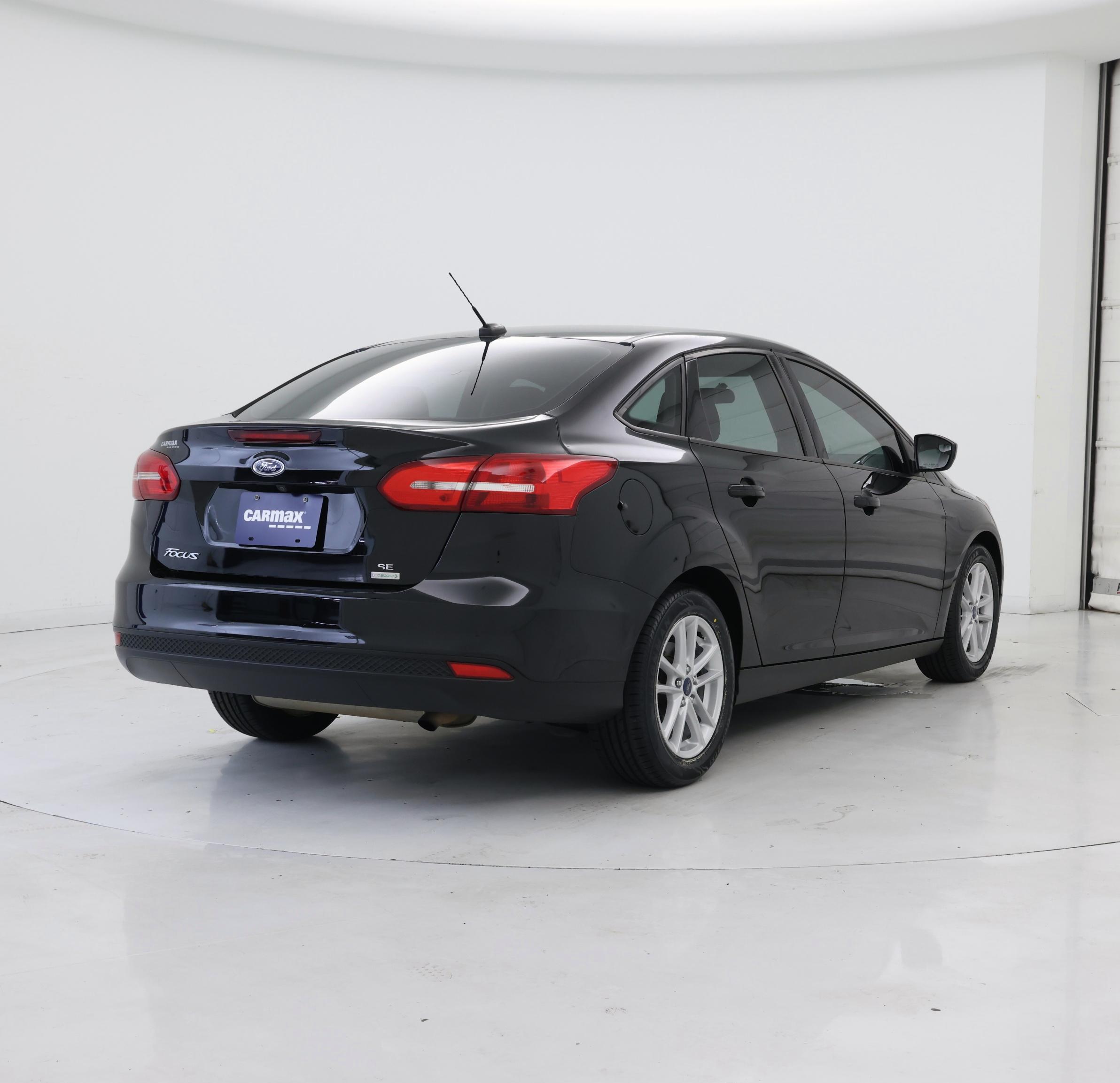 Thumbnail: 2018 Ford Focus - 8