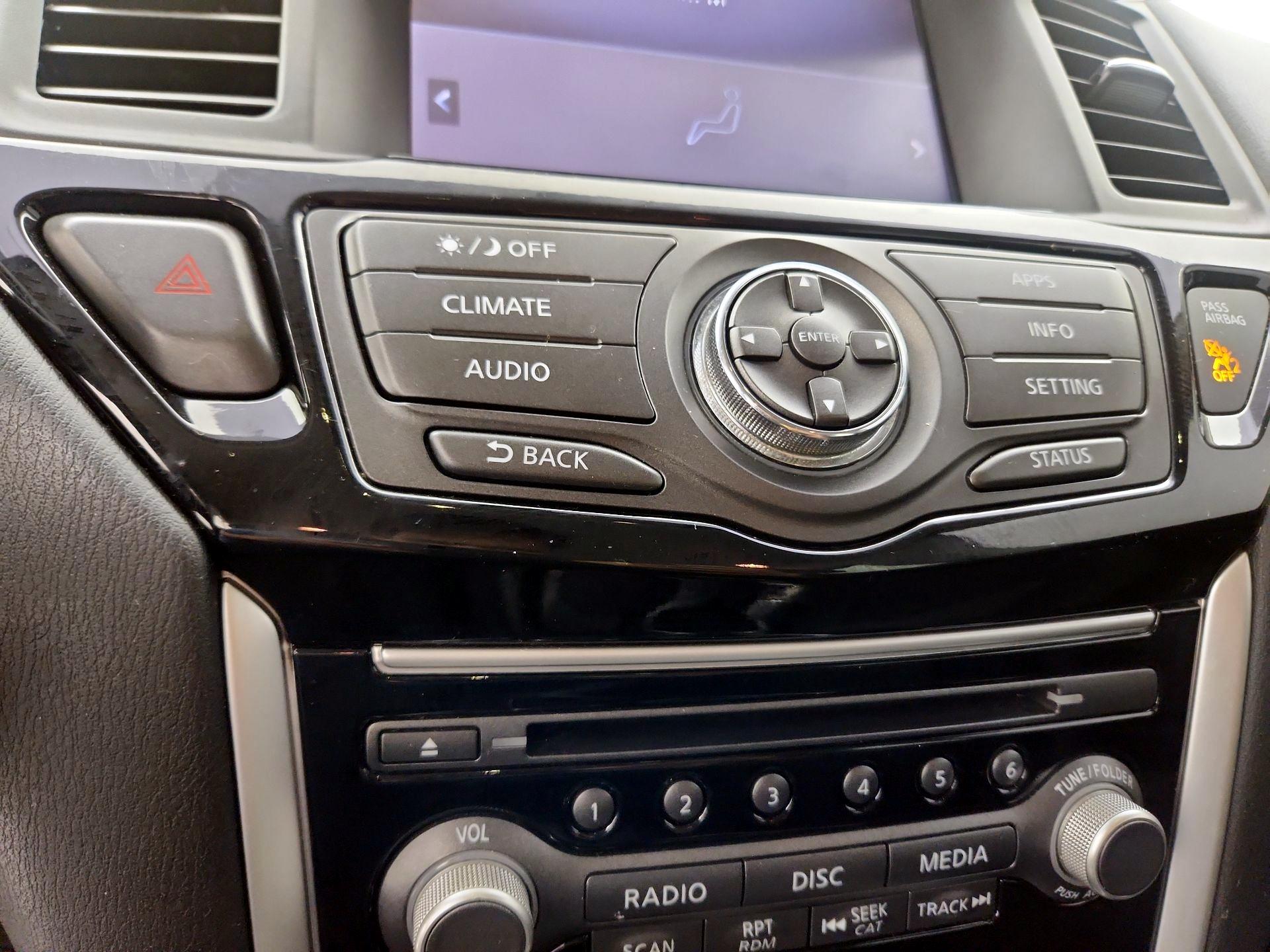 Thumbnail: 2018 Nissan Pathfinder - 16
