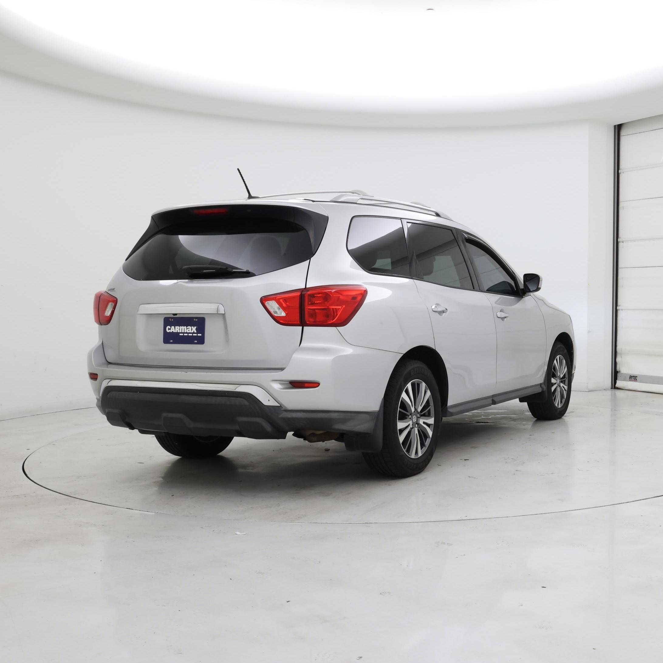 Thumbnail: 2018 Nissan Pathfinder - 8
