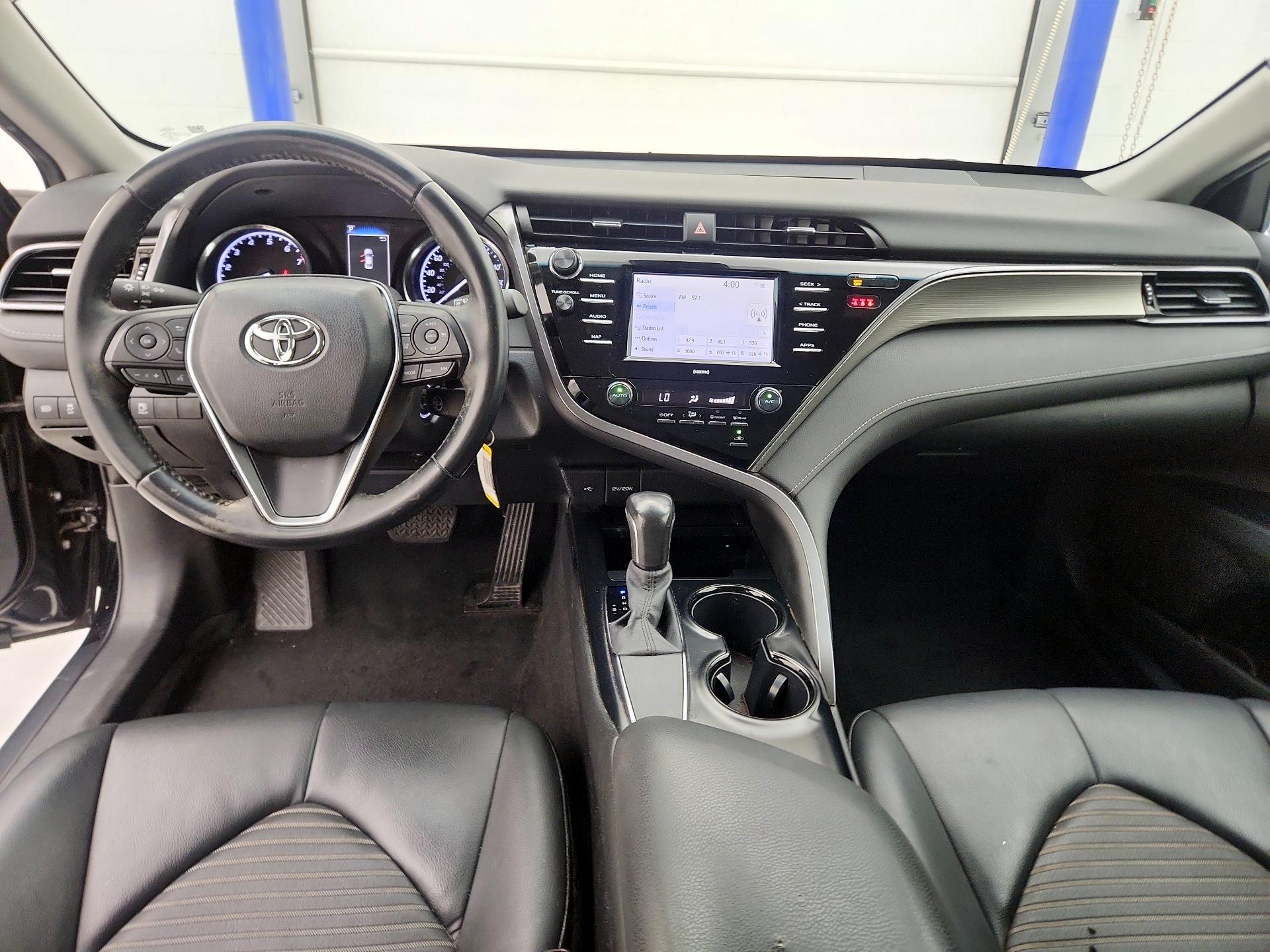 Thumbnail: 2020 Toyota Camry - 9