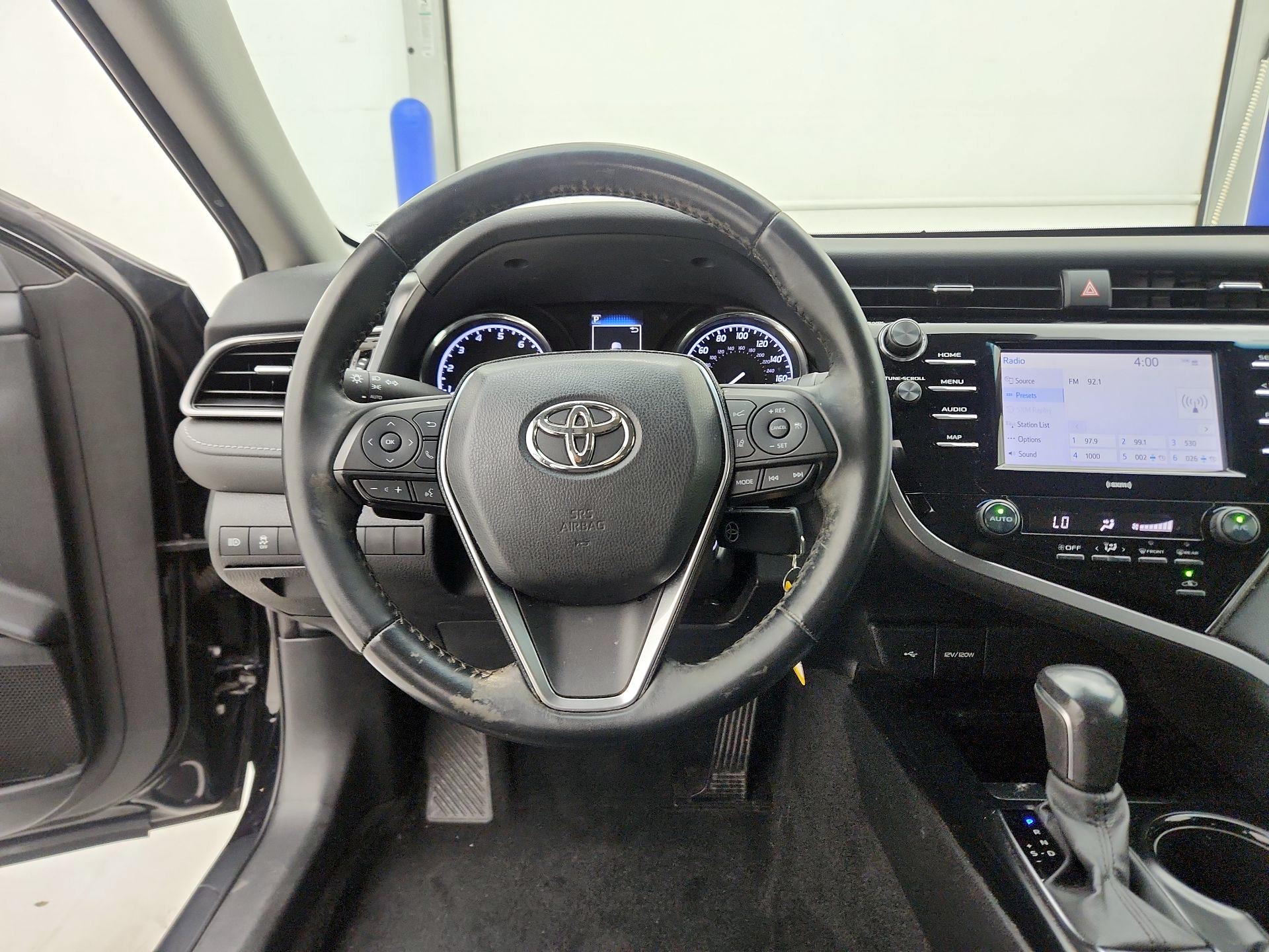 Thumbnail: 2020 Toyota Camry - 10