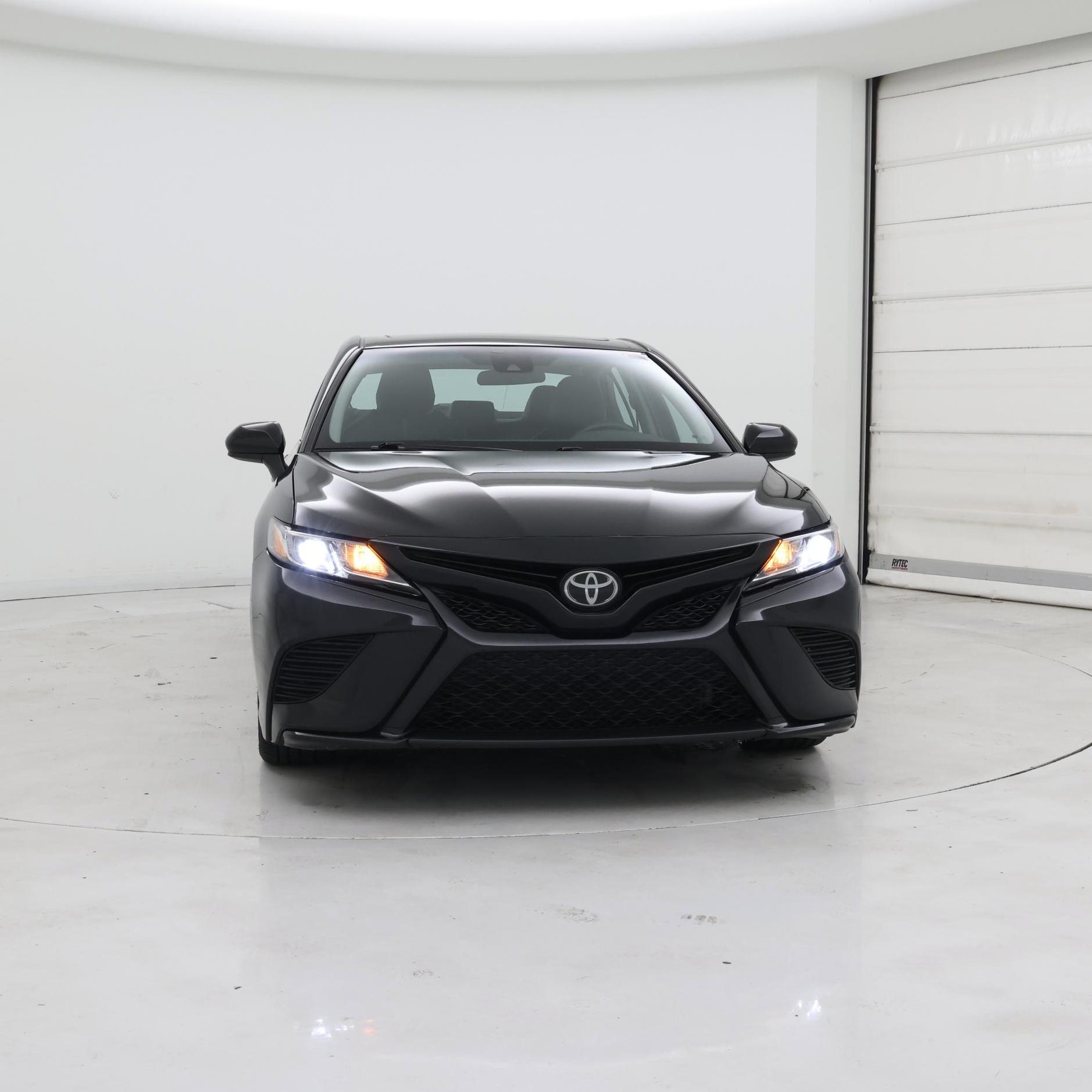 Thumbnail: 2020 Toyota Camry - 5