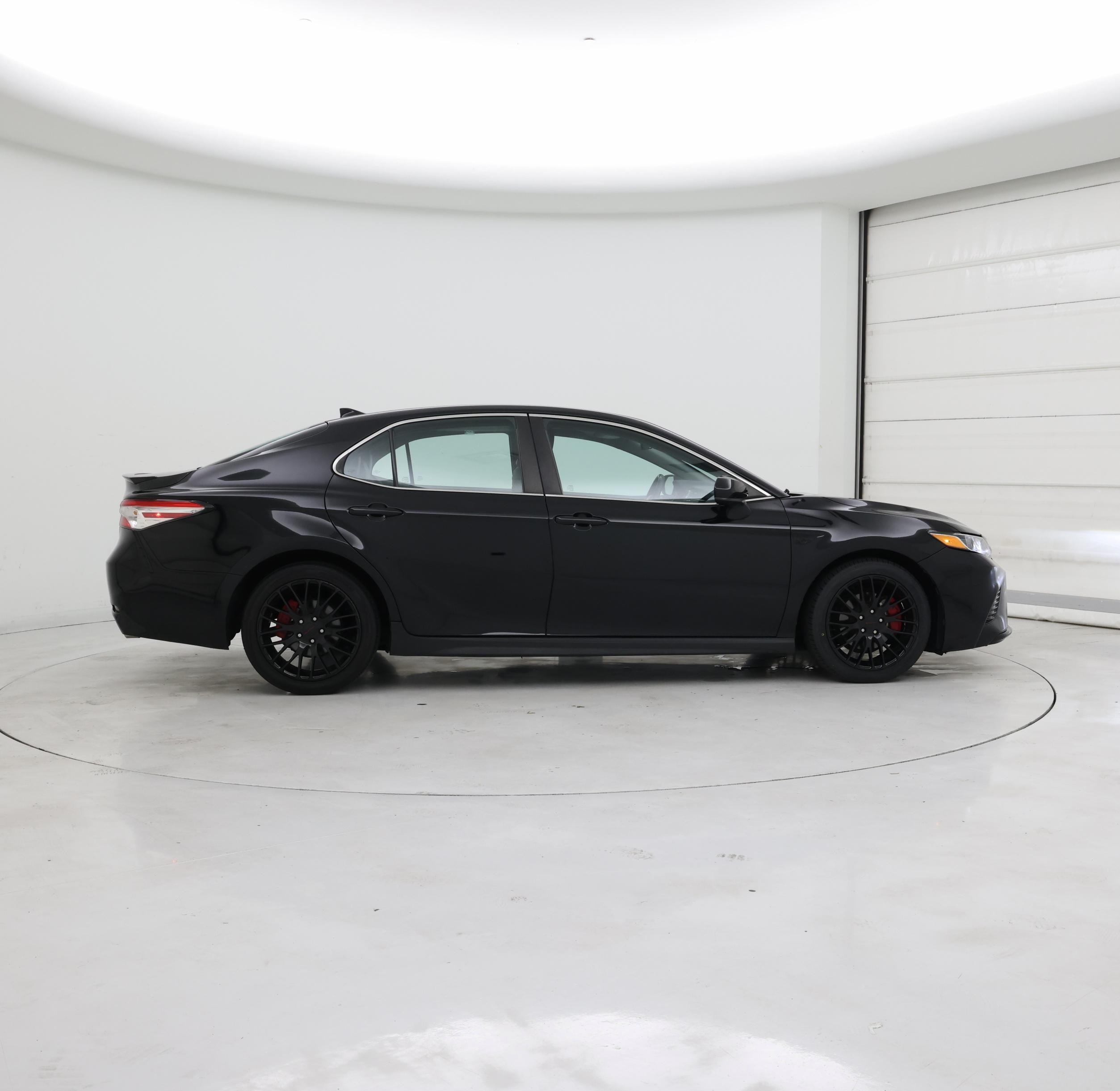 Thumbnail: 2020 Toyota Camry - 7